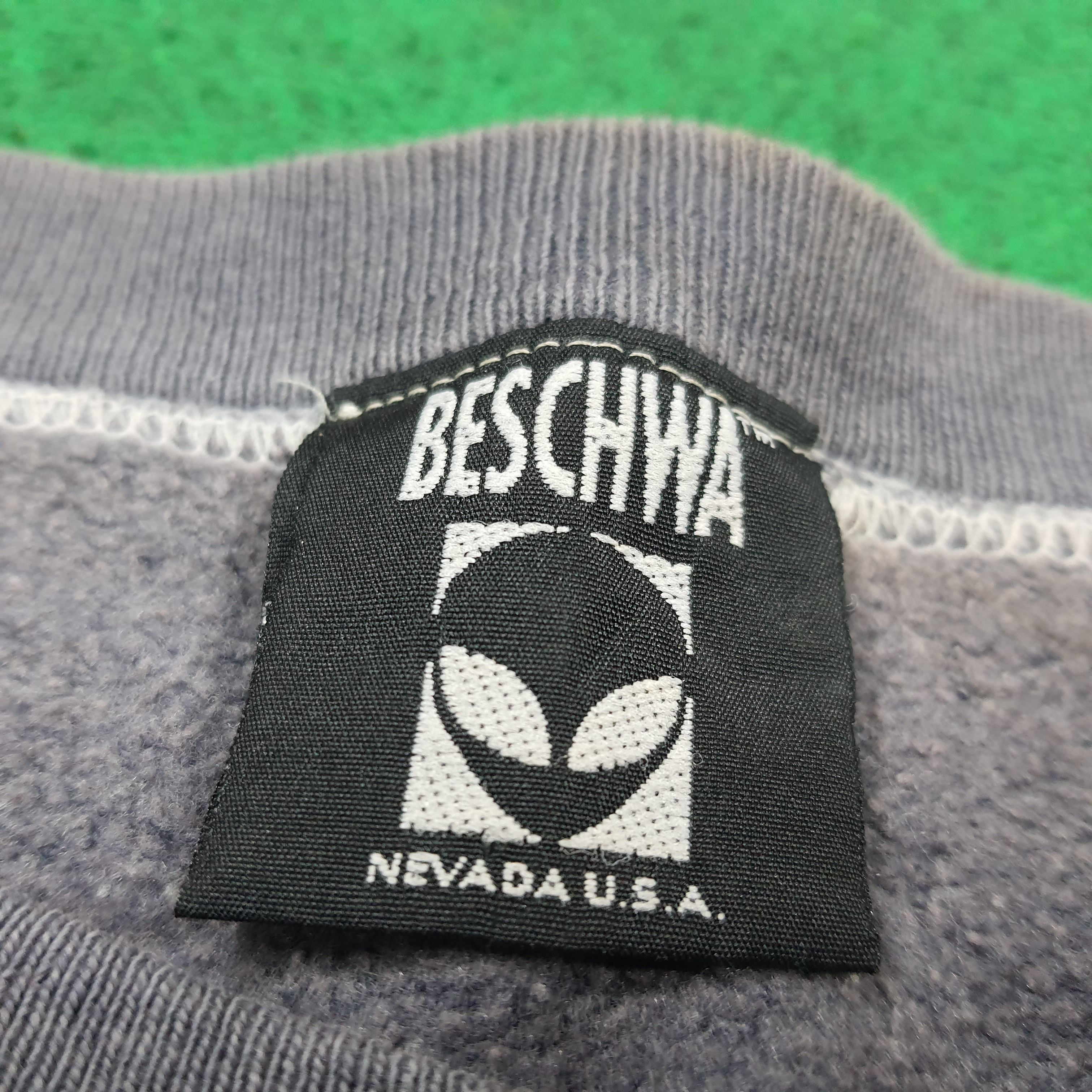 Vintage Vintage 90s Beschwa Alien Barker Nevada Sweatshirt C288N19 Size US L / EU 52-54 / 3 - 5 Thumbnail