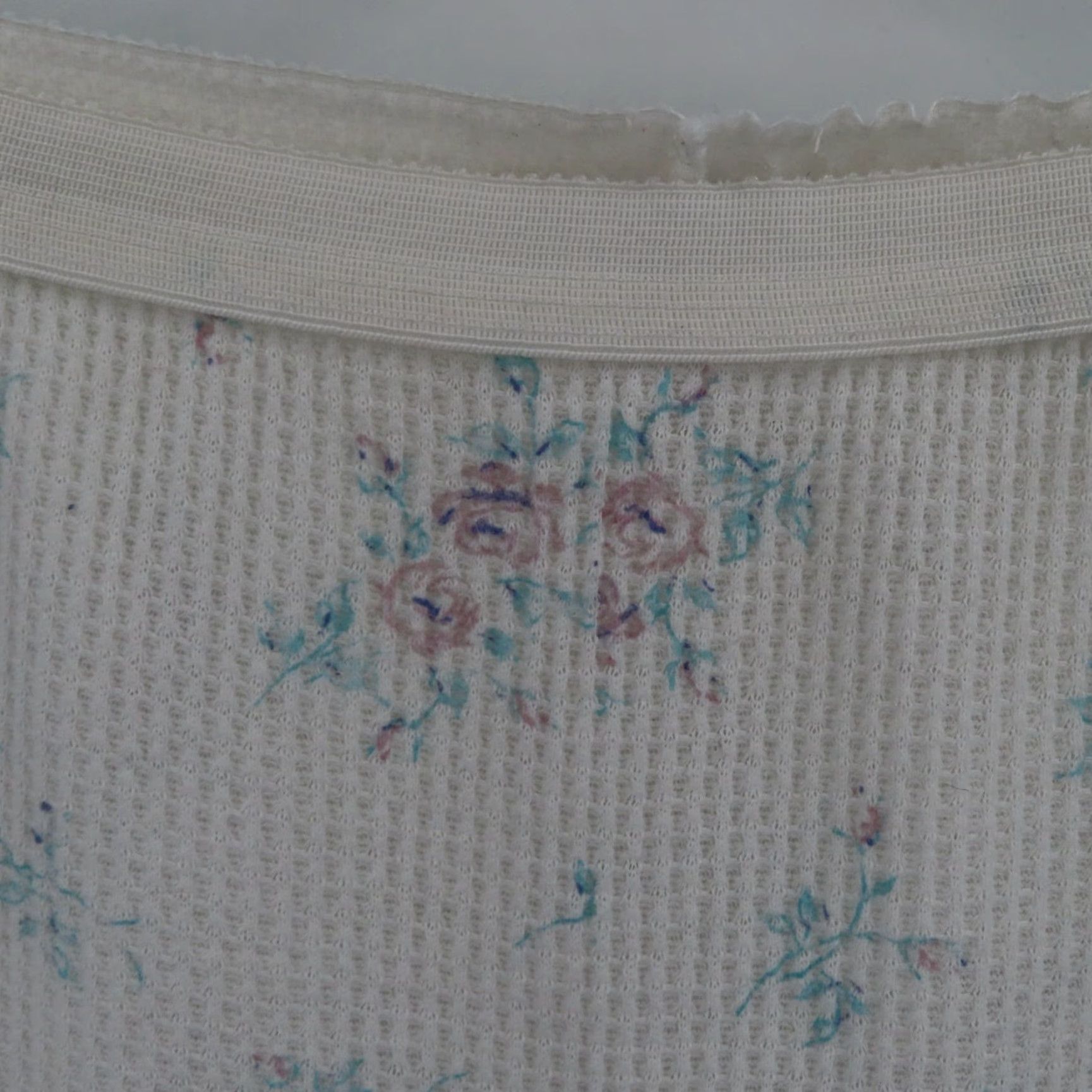 Valentino VTG Valentines Women Medium White Waffle Pants Pajamas PJs Pastel Floral Flowers Size 32" / US 10 / IT 46 - 3 Thumbnail