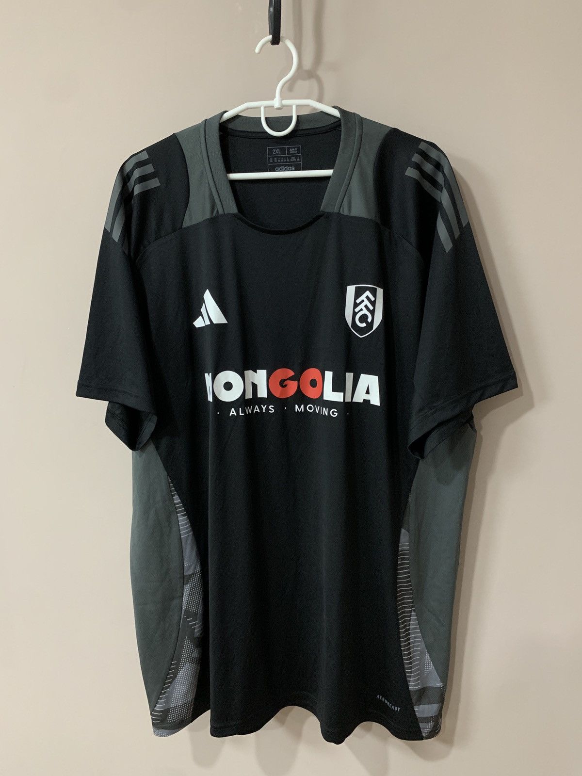 Adidas Fulham 2022 Training Football Shirt Adidas Soccer Jersey XXL Size US XXL / EU 58 / 5 - 1 Thumbnail