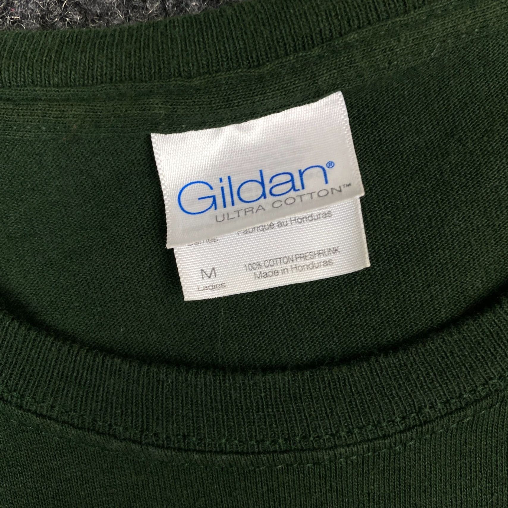Gildan Womens Oakland A’s Athletics You Can’t Play with These Fan T Shirt Funny M Green Nike? Size M / US 6-8 / IT 42-44 - 3 Thumbnail