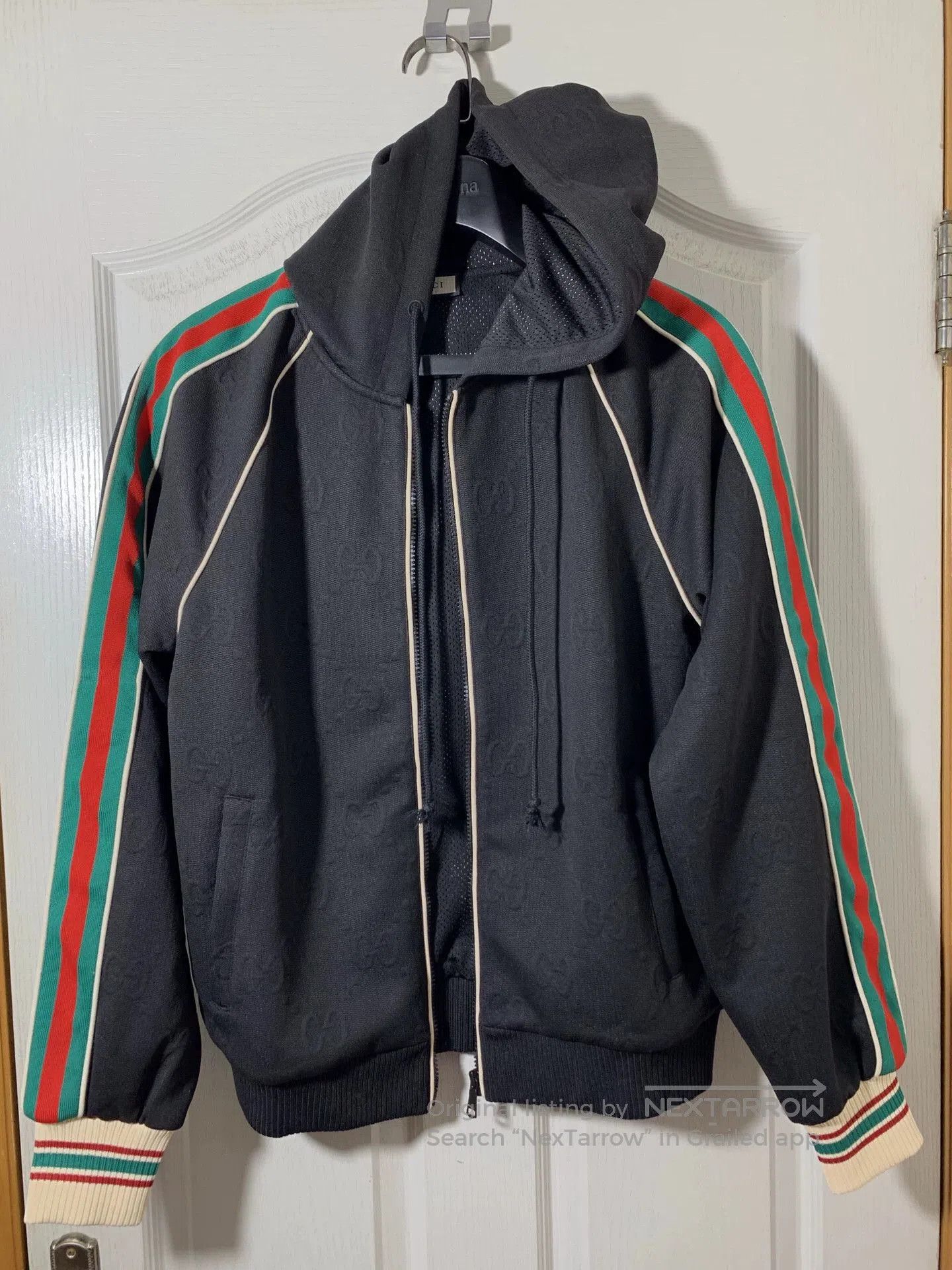 Gucci Gucci Men's Classic Hooded Jacket. Size US S / EU 44-46 / 1 - 1 Thumbnail