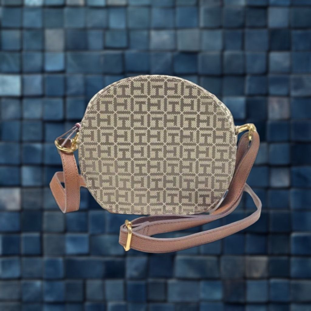 Tommy Hilfiger Women’s Tommy Hilfiger Designer Monogram Signature Canteen Crossbody Beige Purse Size ONE SIZE - 1 Thumbnail