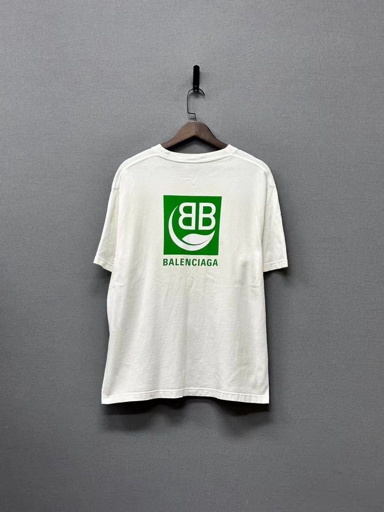 Balenciaga Balenciaga White eco-friendly short-sleeve Size US S / EU 44-46 / 1 - 2 Thumbnail