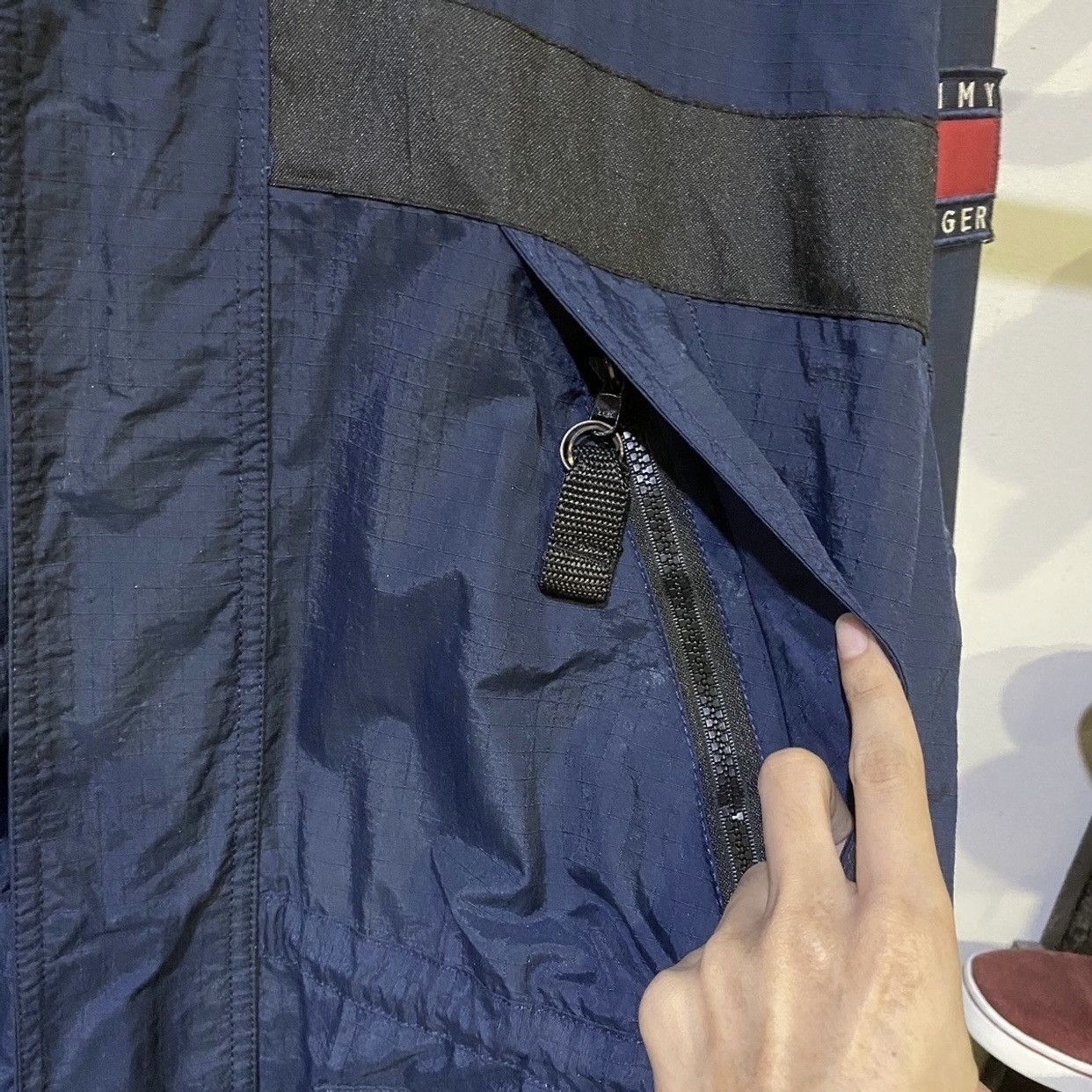 Tommy Hilfiger × Vintage Tommy Hilfiger Men's Navy Parka Hood Jackets Size US M / EU 48-50 / 2 - 6 Thumbnail