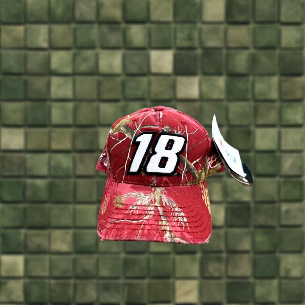 Realtree REALTREE NASCAR RACING CAP SNAPBACK HAT 18 JOE GIBBS RED One Size Mens Cap Size ONE SIZE - 1 Thumbnail