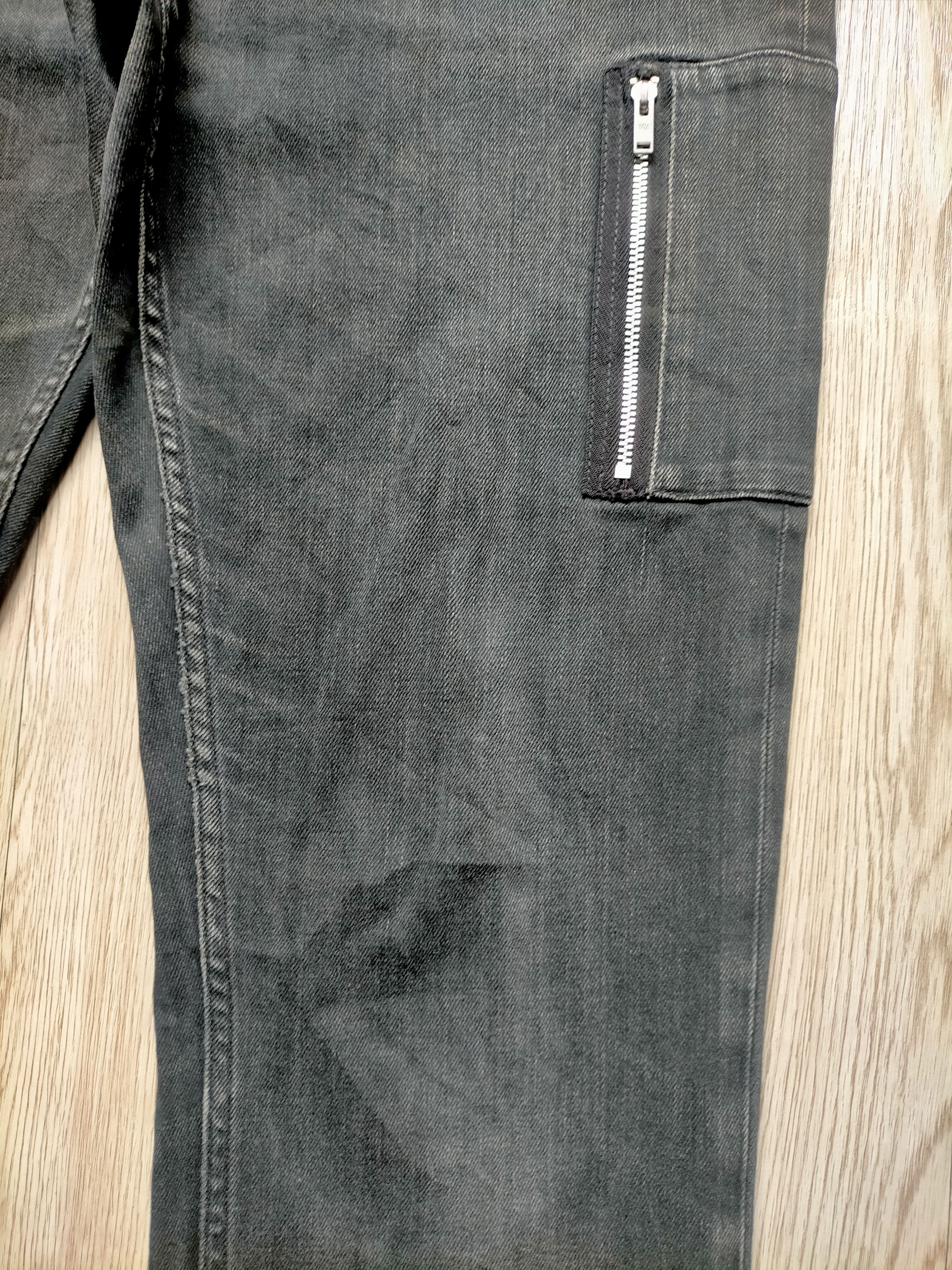 Undercover Undercover Uniqlo Black Skinny Jeans Size US 33 - 9 Thumbnail