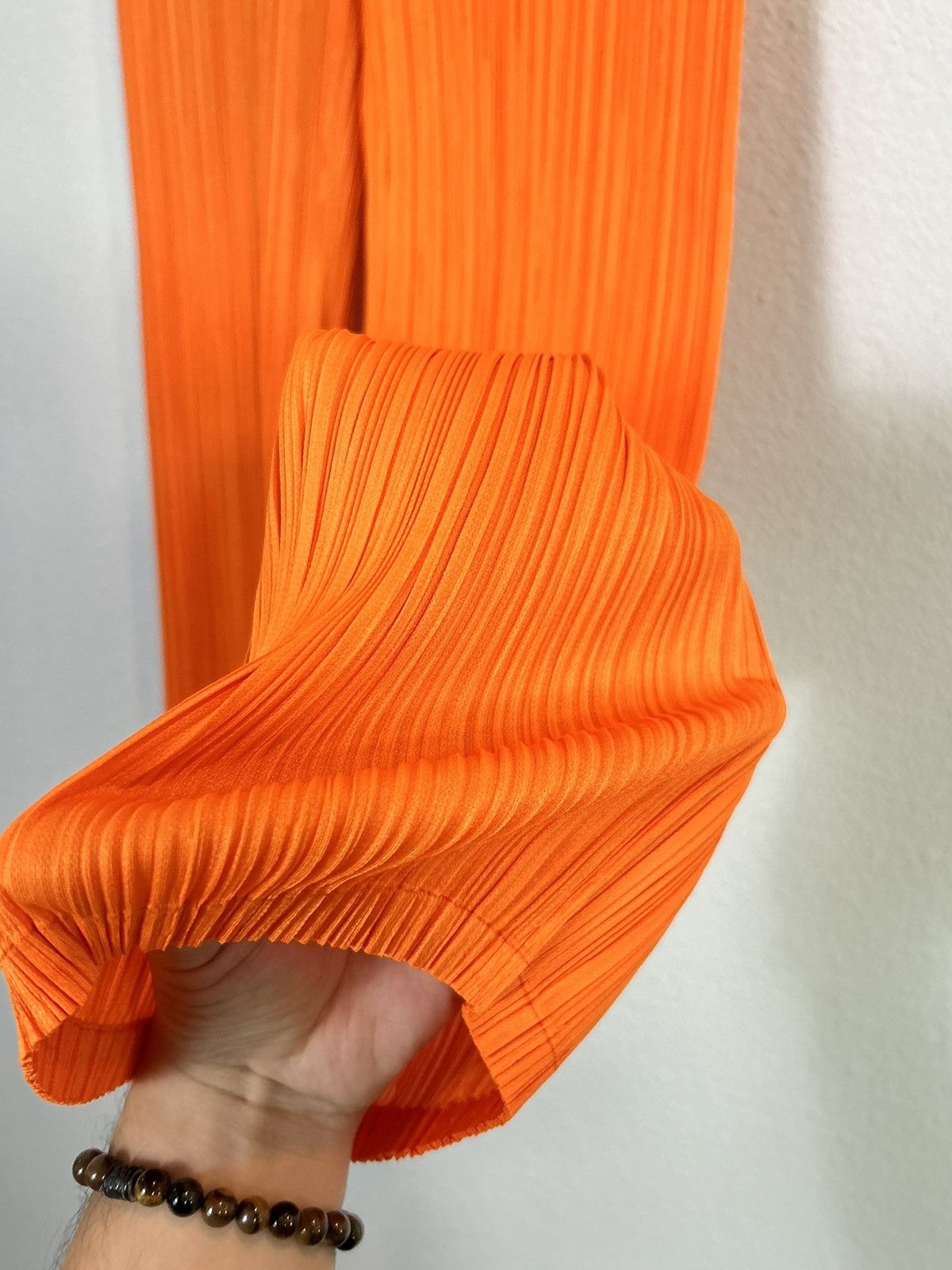 Pleated Slim Leg Pants