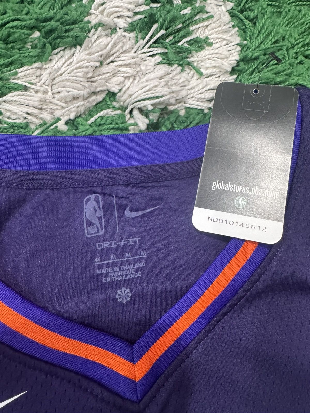 Nike NIKE NBA Dri-Fit Phoenix Suns Jersey Devin Booker Size US M / EU 48-50 / 2 - 3 Thumbnail