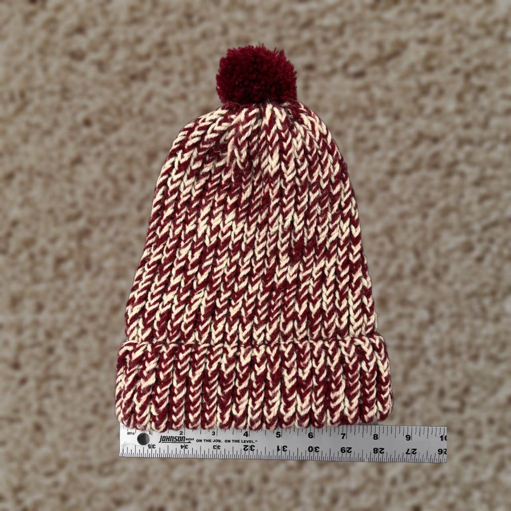 Vintage Beanie Toque Adult One Size Red White Knit Acrylic Blend Snow Ski Pom Size ONE SIZE - 1 Thumbnail