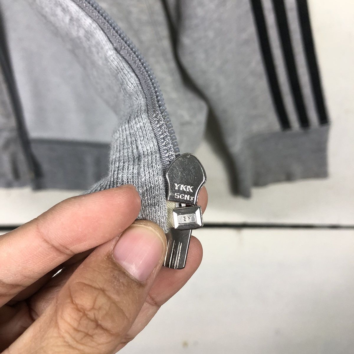 Adidas Adidas 3Stripes Track Jacket Classic Grey ZipUp Minimal Logo Size US M / EU 48-50 / 2 - 18 Thumbnail