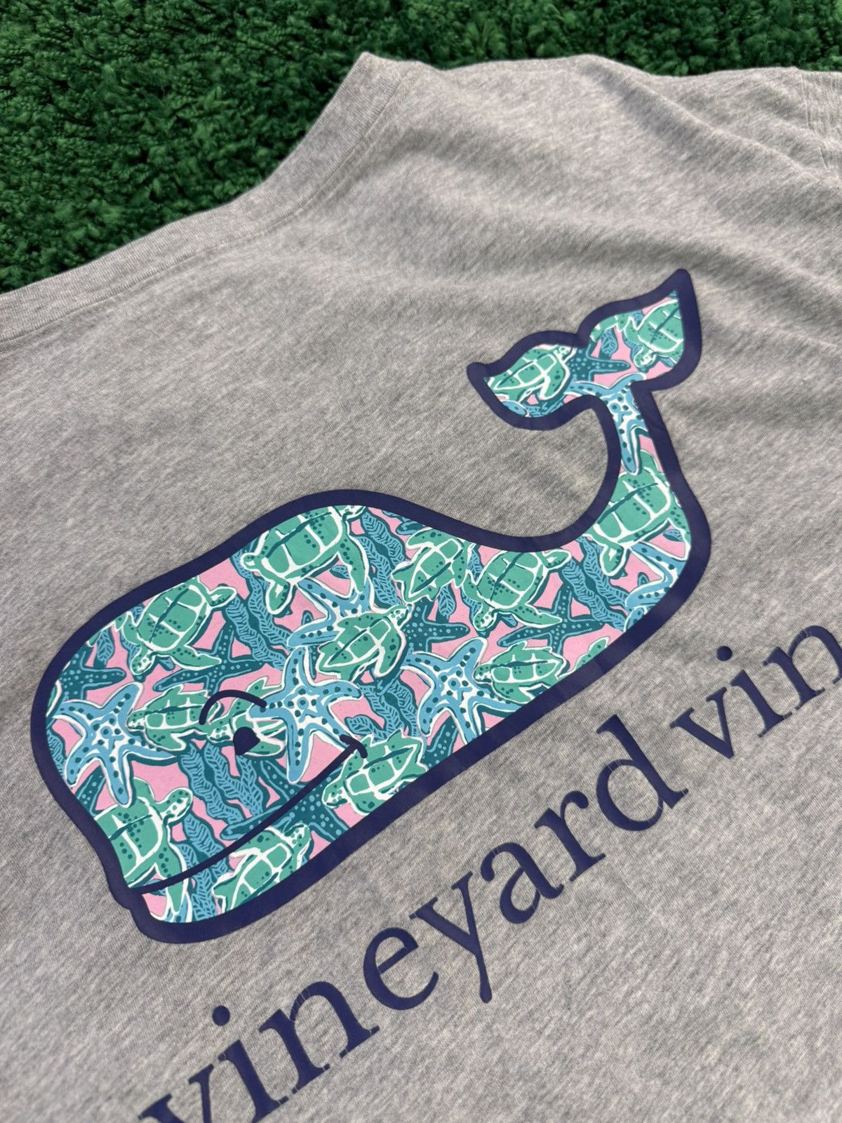 Vineyard Vines Vineyard Vines Grey Whale Paisley Logo Long Sleeve Large Size US L / EU 52-54 / 3 - 5 Thumbnail