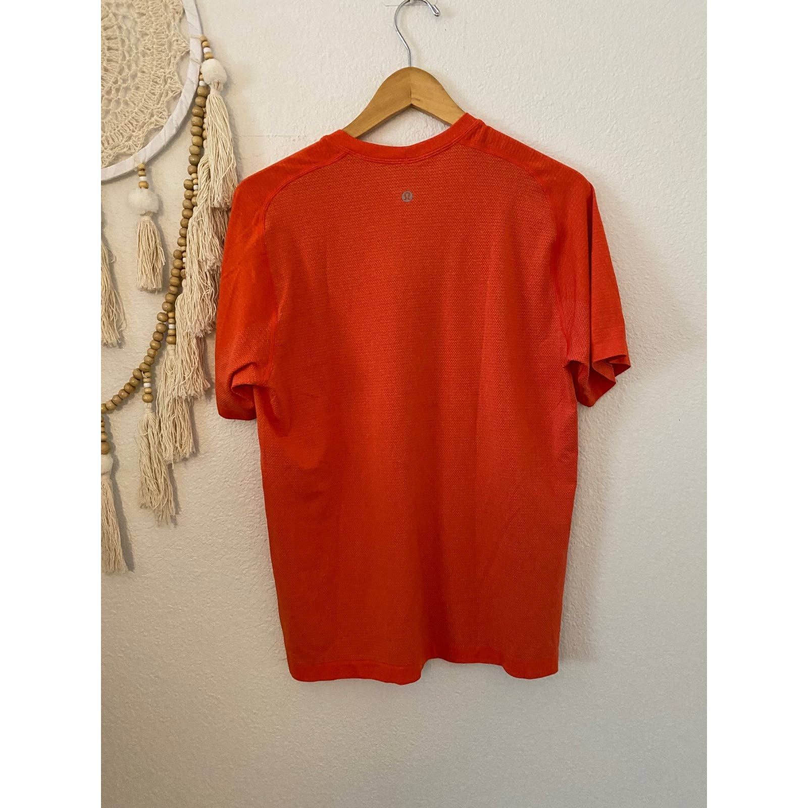 Lululemon Men’s Lululemon top Size US M / EU 48-50 / 2 - 3 Thumbnail