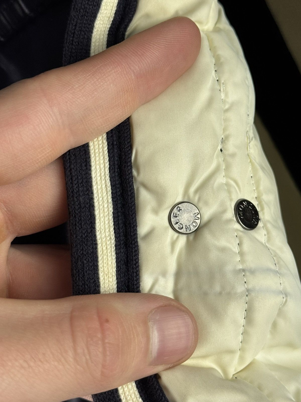 Moncler Moncler Branson Down Puffer Jacket Blue Size - 4 Size US L / EU 52-54 / 3 - 16 Thumbnail