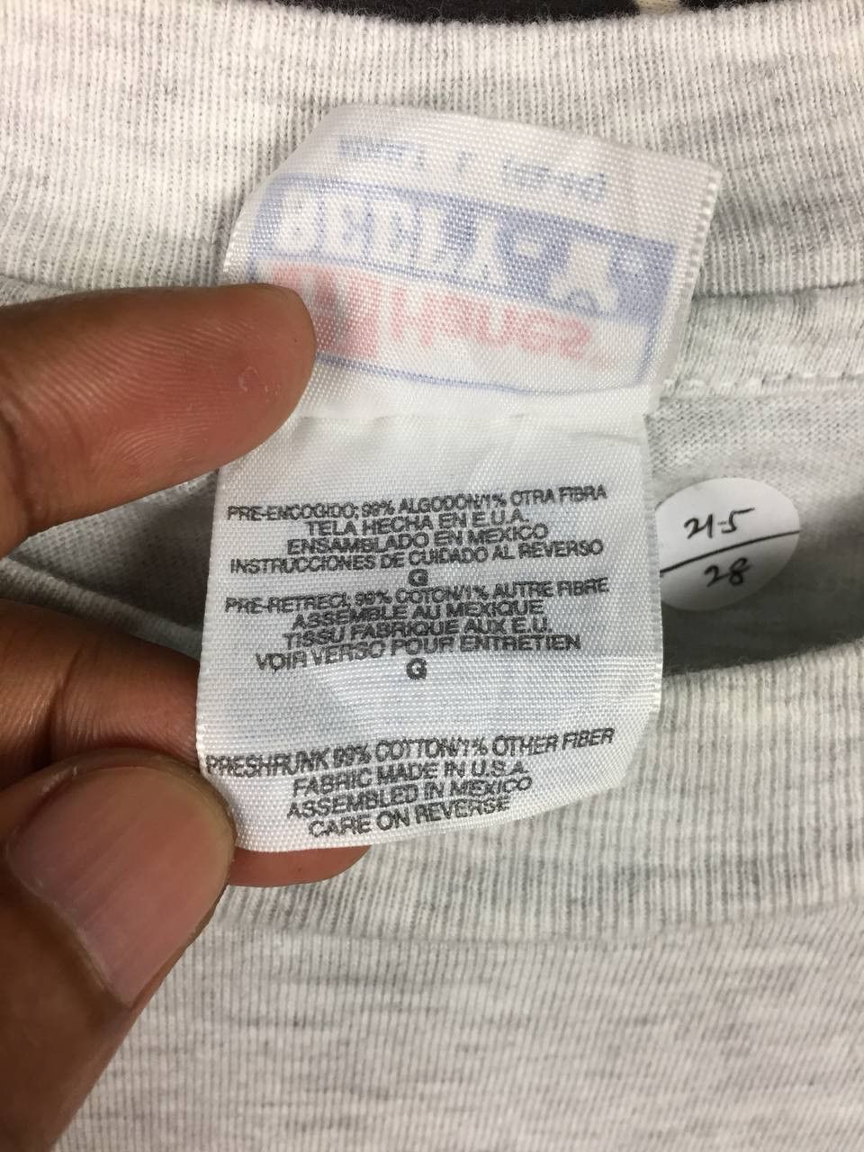 Hanes Vtg 90s Hanes Beefy T Classic Plain Blank Tee Size L Size US L / EU 52-54 / 3 - 10 Thumbnail