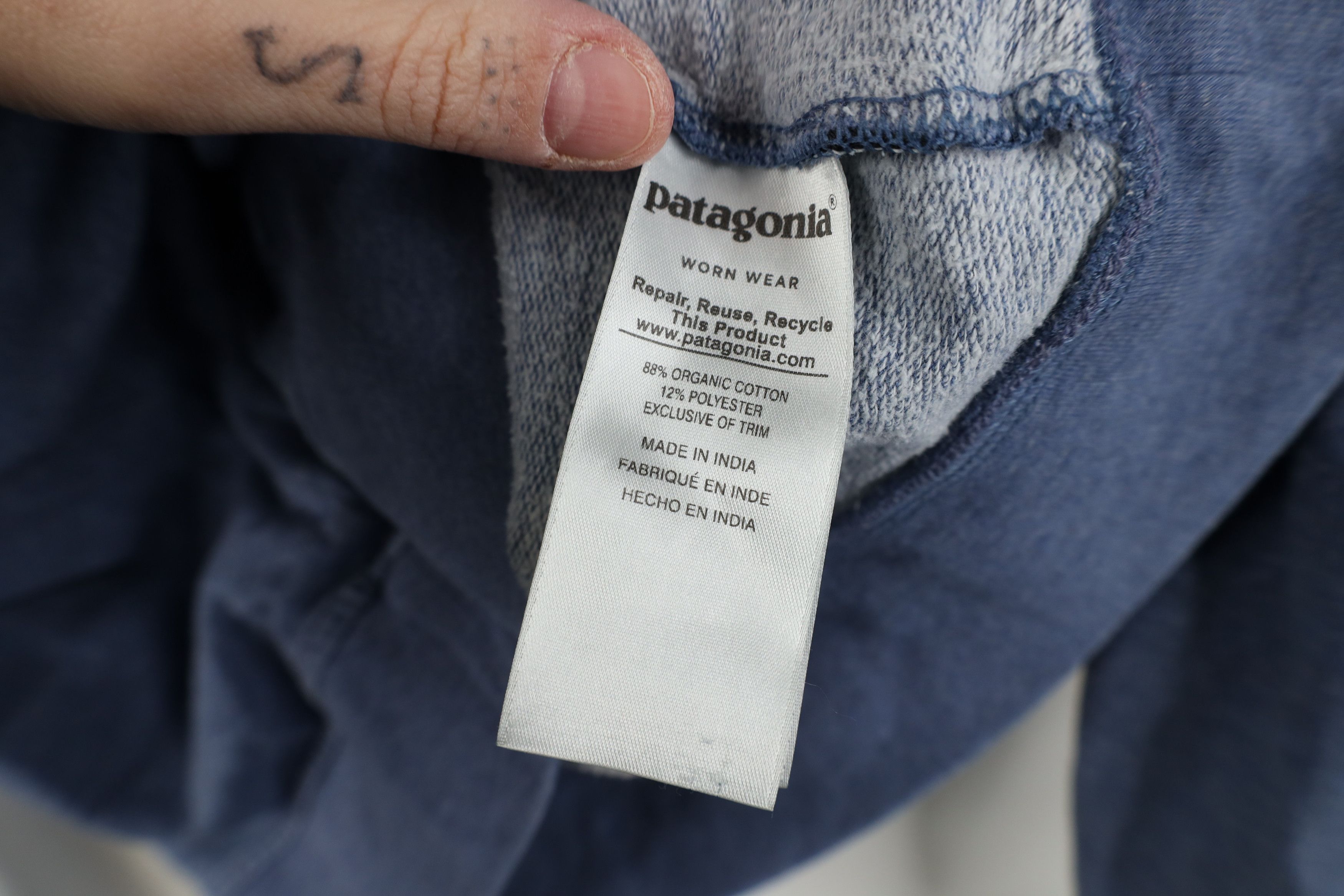 Patagonia Patagonia Cotton Retro Line Logo Hoodie Sweatshirt Blue Size US L / EU 52-54 / 3 - 10 Thumbnail