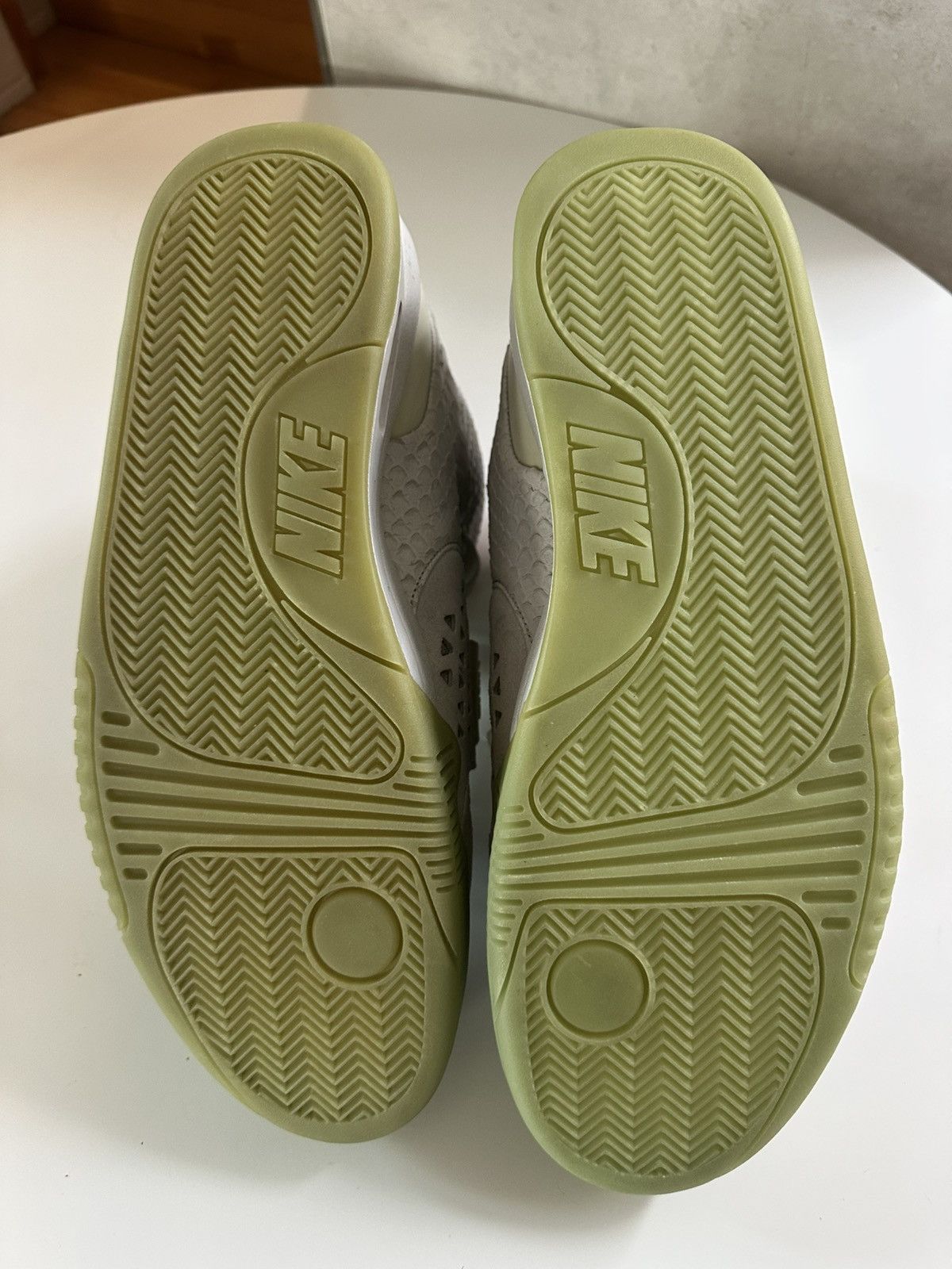 Kanye West × Nike [sample] Nike Air Yeezy 2 Pure Platinum brand new 1 of 1 Size US 12 / EU 45 - 5 Thumbnail