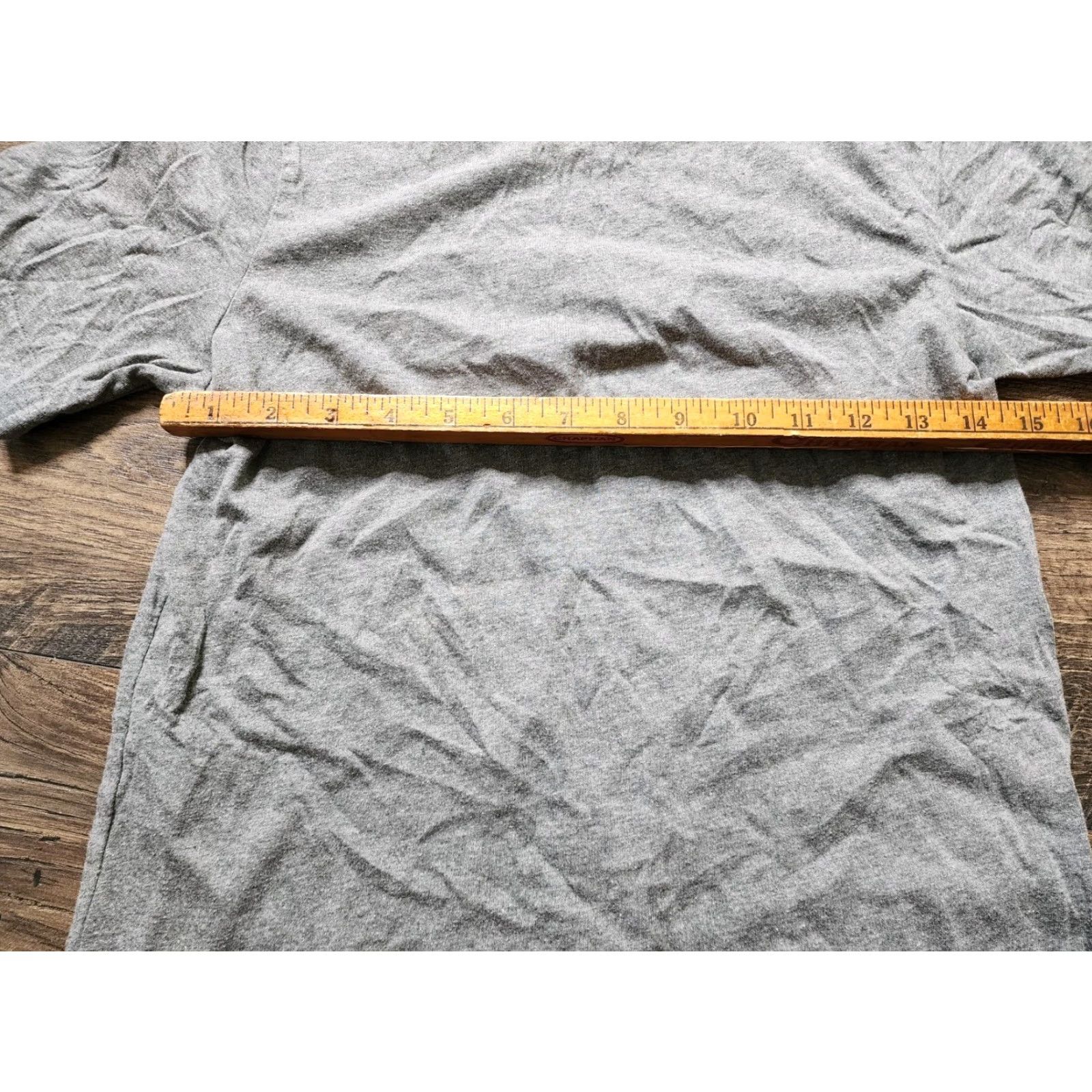 Vintage Womens Canvas T-Shirt S JIMMY EAT WORLD SURVIVING Gray Crew Neck Short Sleeve Band Tee Regular Cotton Vintage No Size S / US 4 / IT 40 - 3 Thumbnail