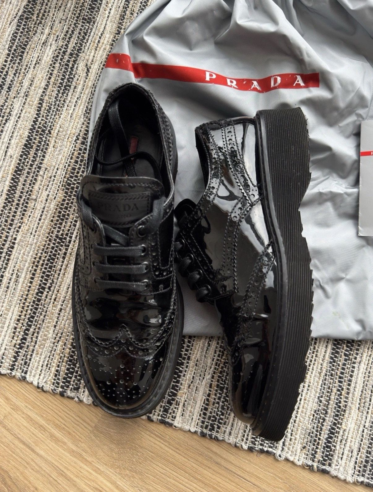 Prada PRADA Patent Leather Laceup Oxford Black Classic Shoes WMNS Size US 7 / IT 37 - 3 Thumbnail