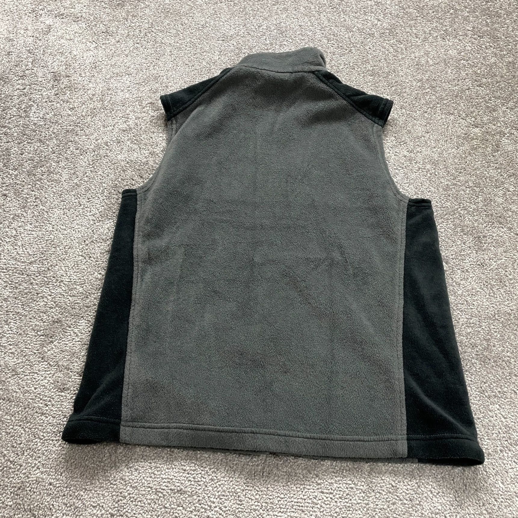 Vintage Columbia Vest Men Medium Gray Black Fleece Outdoor Hiking Steens Mountain Mens Size US M / EU 48-50 / 2 - 2 Thumbnail