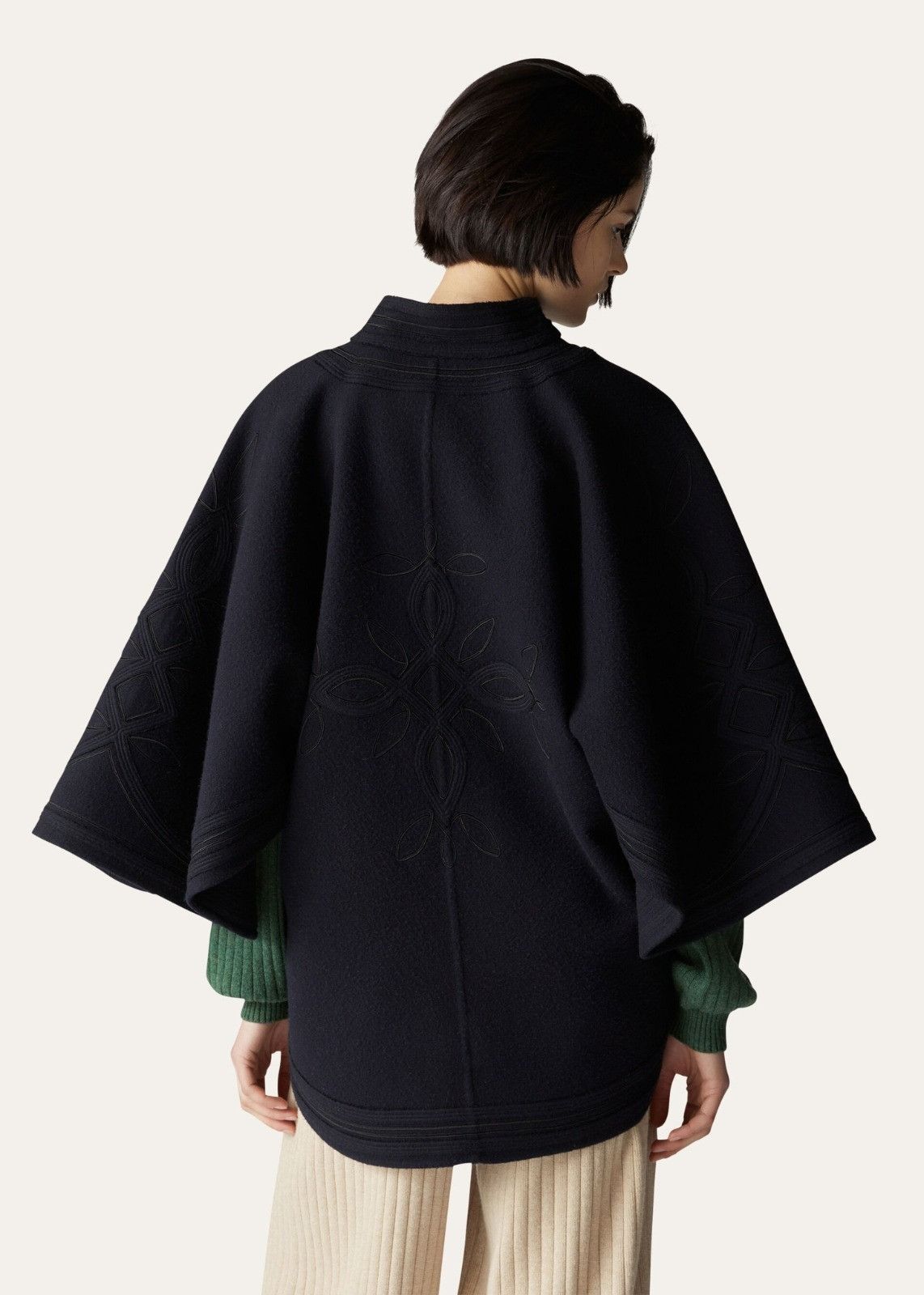 Loro Piana o1srvl11e0824 Size: OS / Lia Embroidered Cape in Dark Purple Size ONE SIZE - 4 Thumbnail