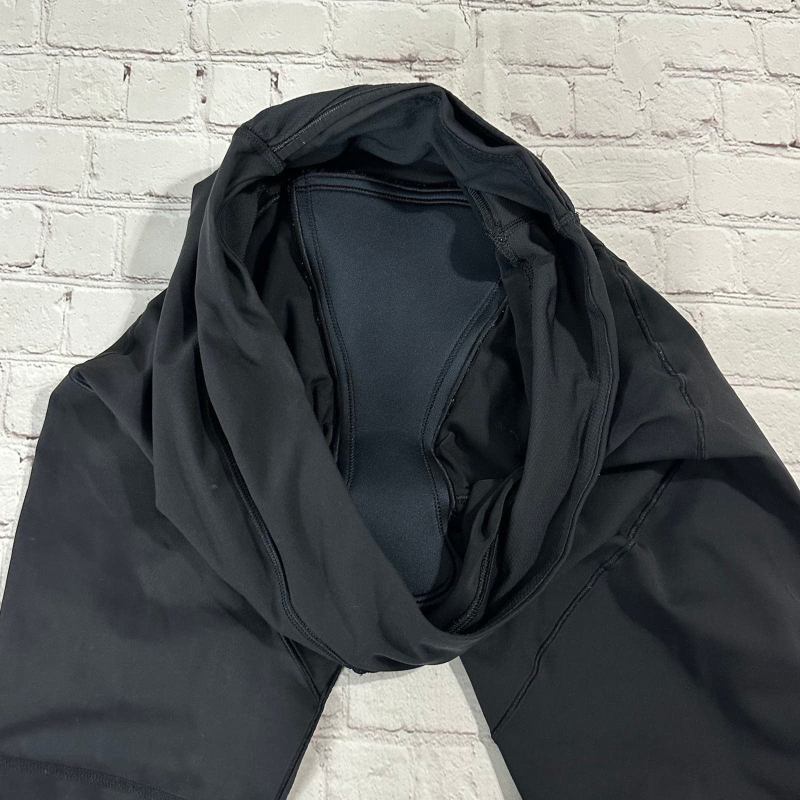 Lululemon Lululemon cycling biker shorts with padding Size 32" / US 10 / IT 46 - 8 Thumbnail
