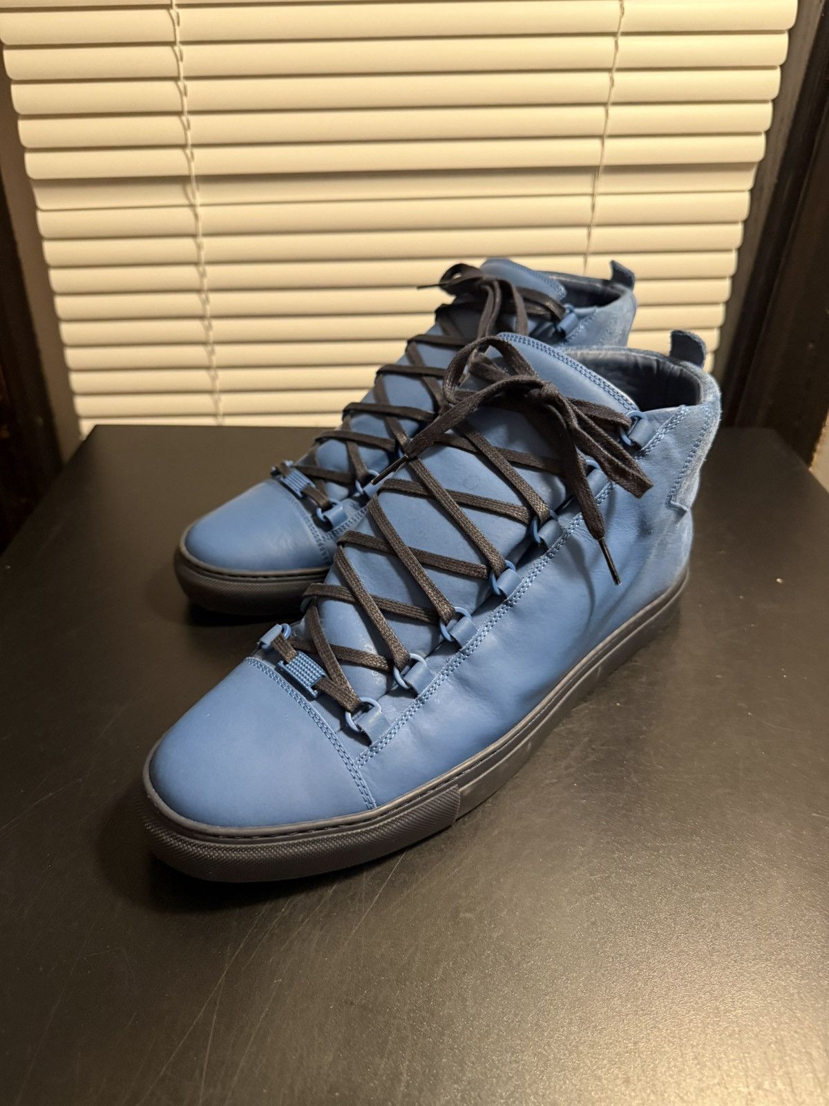 Balenciaga Balenciaga Arena Blue Half Leather Half Suede Sneakers 12 US Size US 12 / EU 45 - 15 Thumbnail