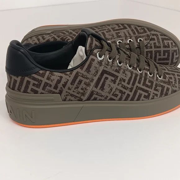 Balmain Balmain Monogram B-Court Low Top Sneakers - EU44/US11 Size US 11 / EU 44 - 7 Thumbnail