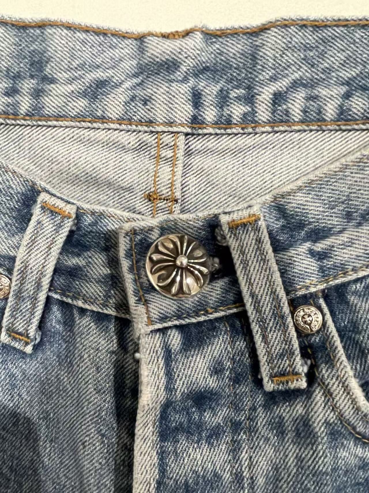 Chrome Hearts Chrome Hearts Levi's 501 Black Cross Leather Patch Jeans Size 26" / US 2 / IT 38 - 4 Thumbnail