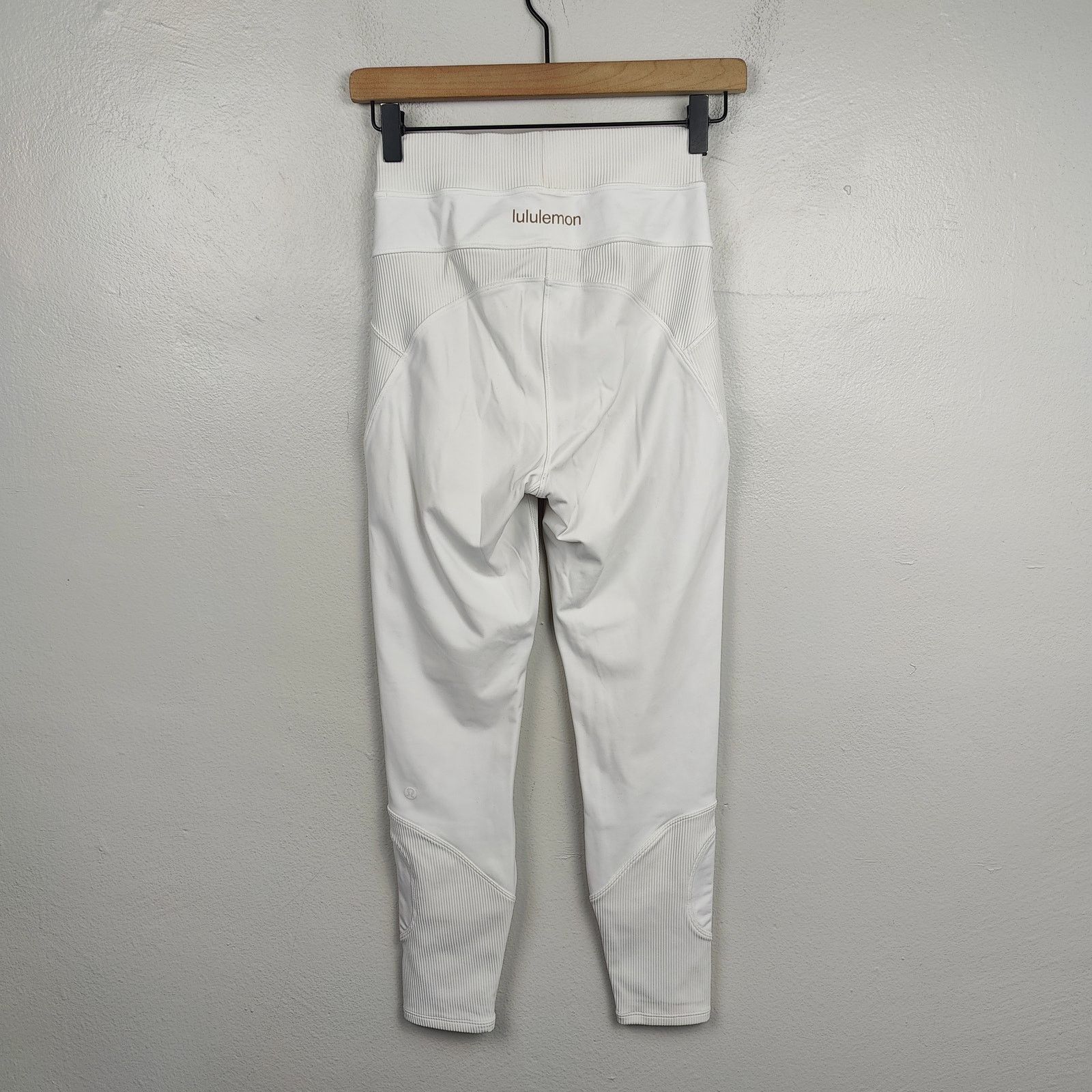 Lululemon Lululemon New Ambition SHR Super High Rise Tight Womens 4 Size 27" / US 4 / IT 40 - 5 Thumbnail