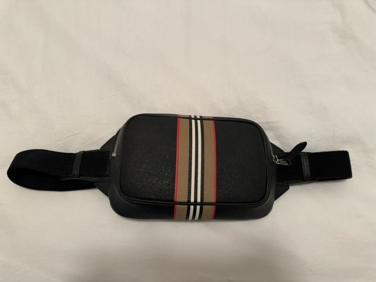 image of Burberry Bum Bag 2022-23 Fall Black Icon Stripe, Men's