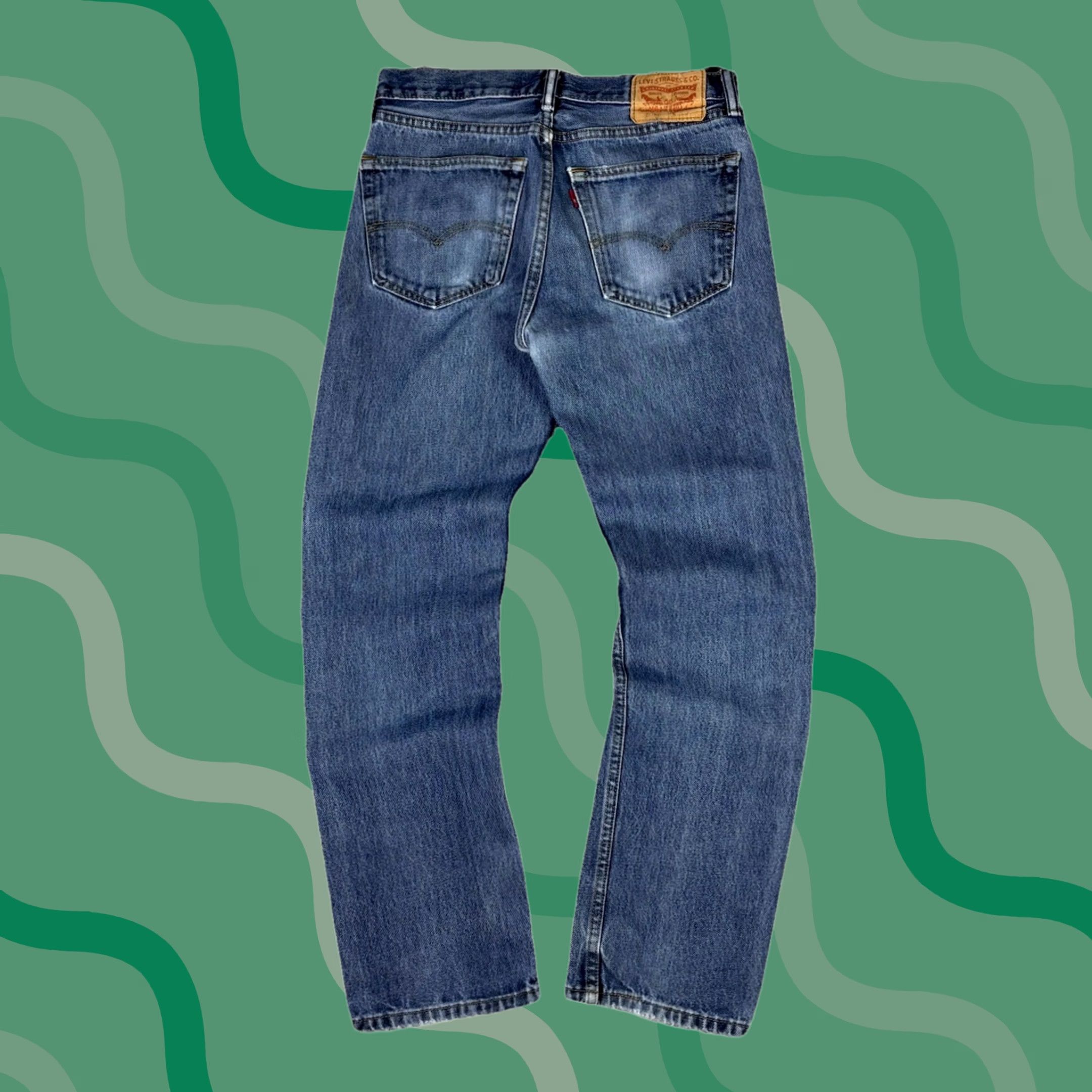 Levi's VINTAGE Levi's 505 Jeans Dark Wash Straight Levi's 505 Jeans 30x30 Mens Denim Blue 2000s Grunge Pants Size US 30 / EU 46 - 1 Thumbnail