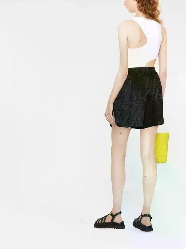 Fendi o1loc1c0126 Ff Monogram Shorts in Black Size 26" / US 2 / IT 38 - 3 Thumbnail