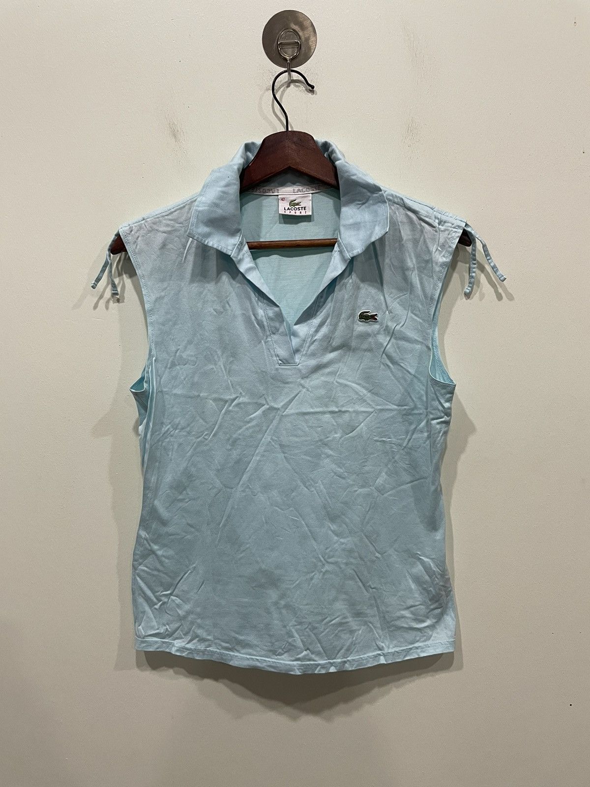 Lacoste Lacoste Nonsleeves Collared Tops Size M / US 6-8 / IT 42-44 - 1 Thumbnail