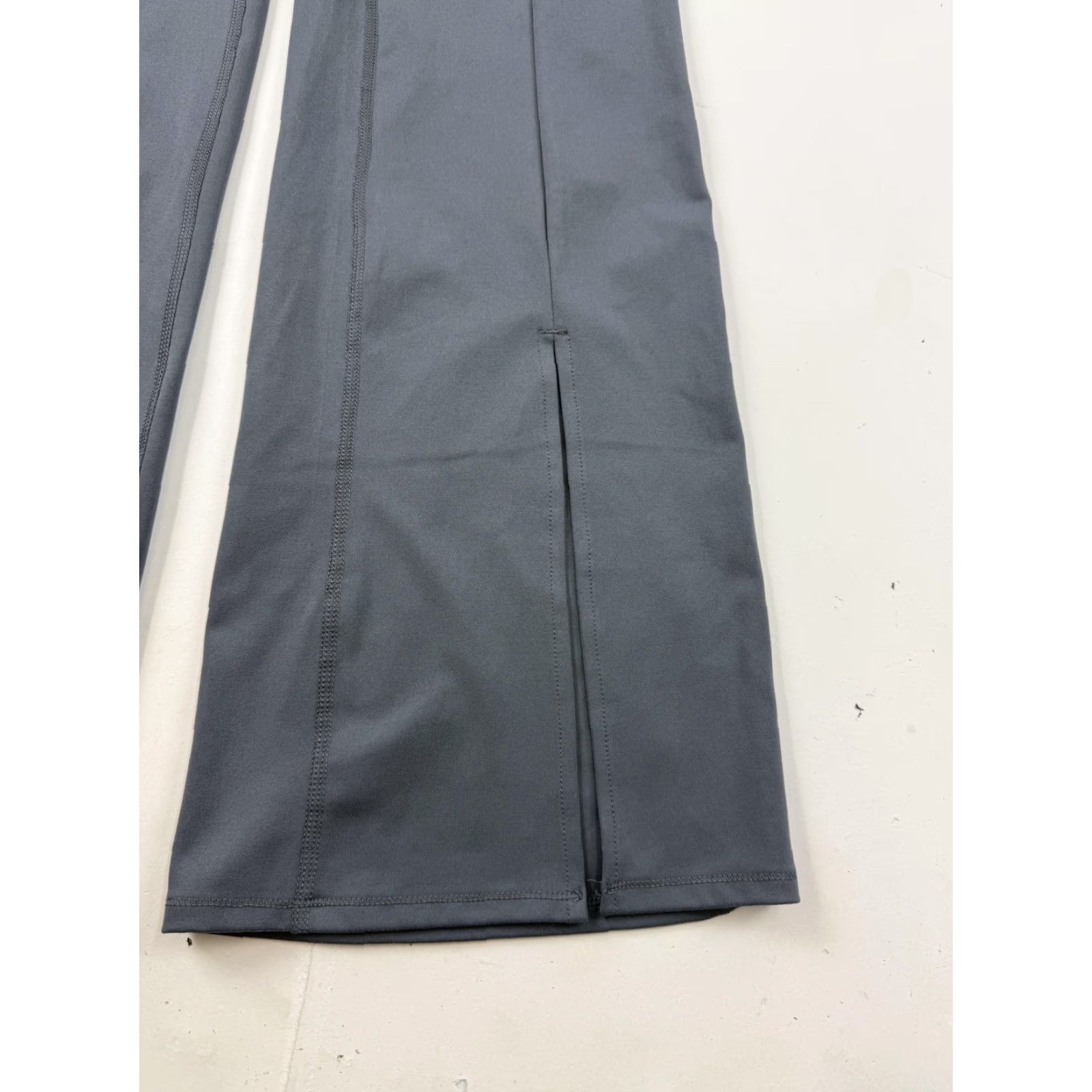 Vintage Yogalicious Leggings Womens Medium Gray Lux Mia Ankle Yoga Gym Pants Flare Size 32" / US 10 / IT 46 - 2 Thumbnail