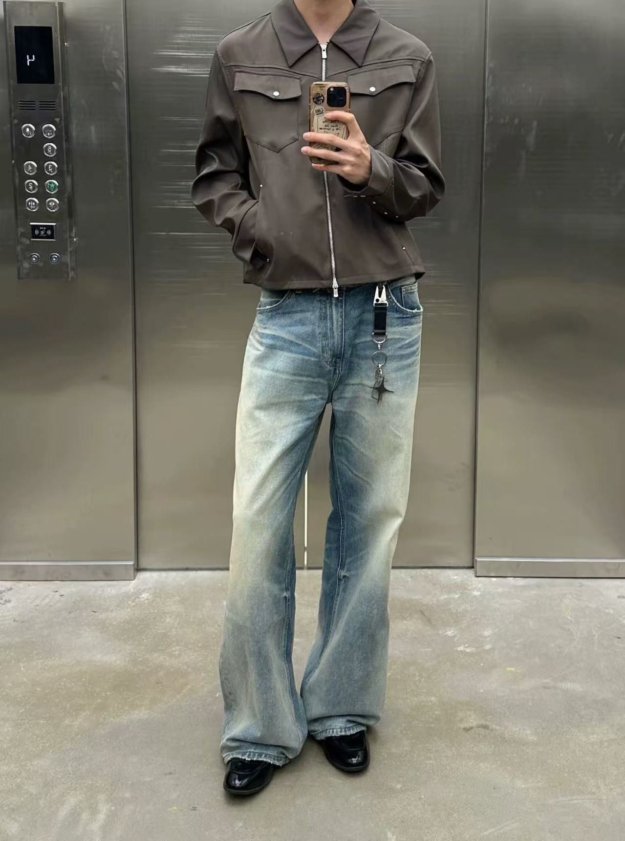 Japanese Brand Washed blue straight loose cleanfit distressed jeans for men Size US 32 / EU 48 - 3 Thumbnail