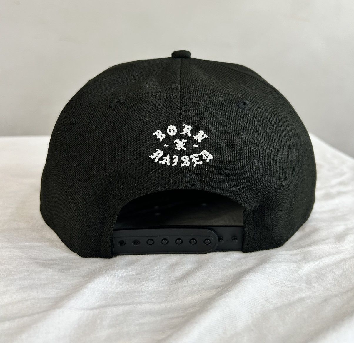 Born X Raised × NFL × New Era LA Rams Born x Raised New Era 9FIFTY Snapback Hat NEW Size ONE SIZE - 3 Thumbnail