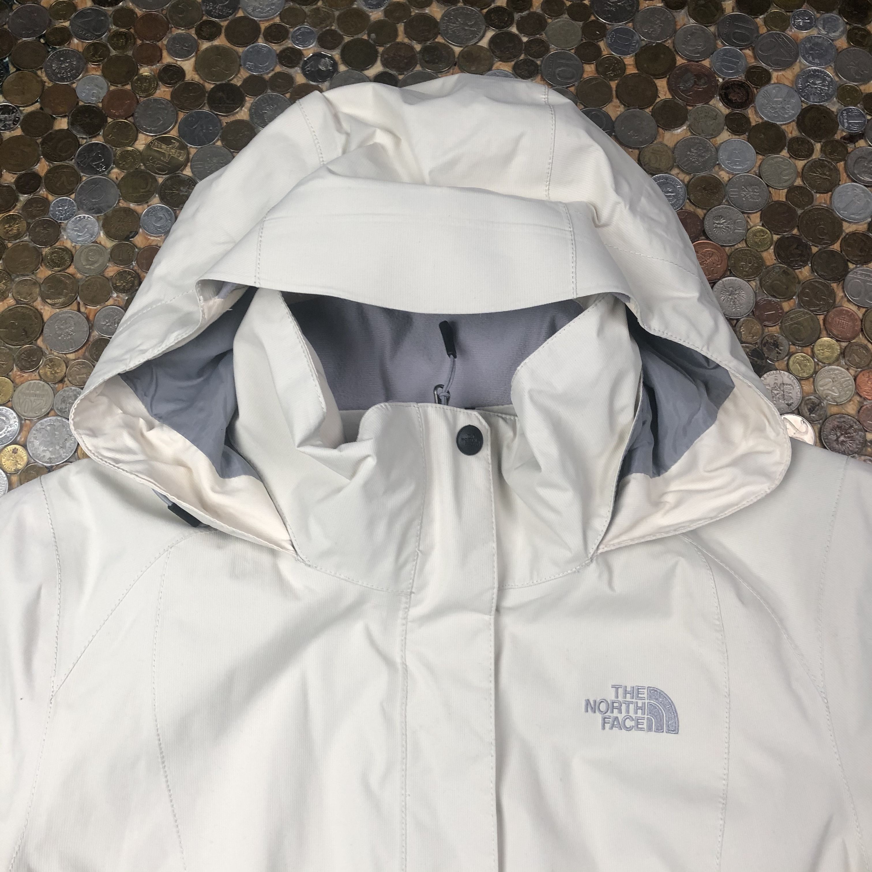 The North Face The North Face Jacket with hoodie HyVent Size M / US 6-8 / IT 42-44 - 2 Thumbnail
