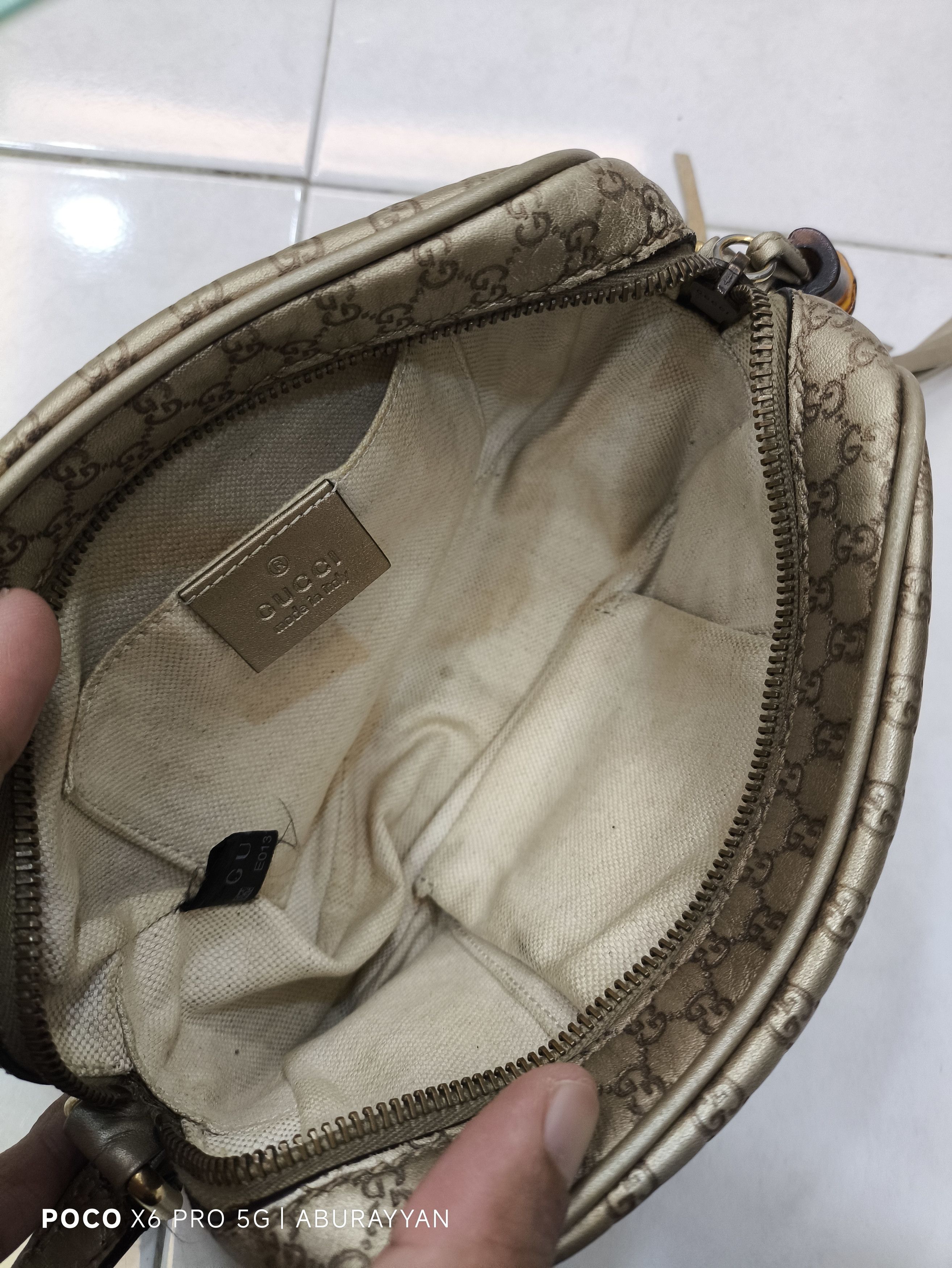 Gucci Gucci Metallic Gold Microguccissima Disco Crossbody Bag Size ONE SIZE - 10 Thumbnail