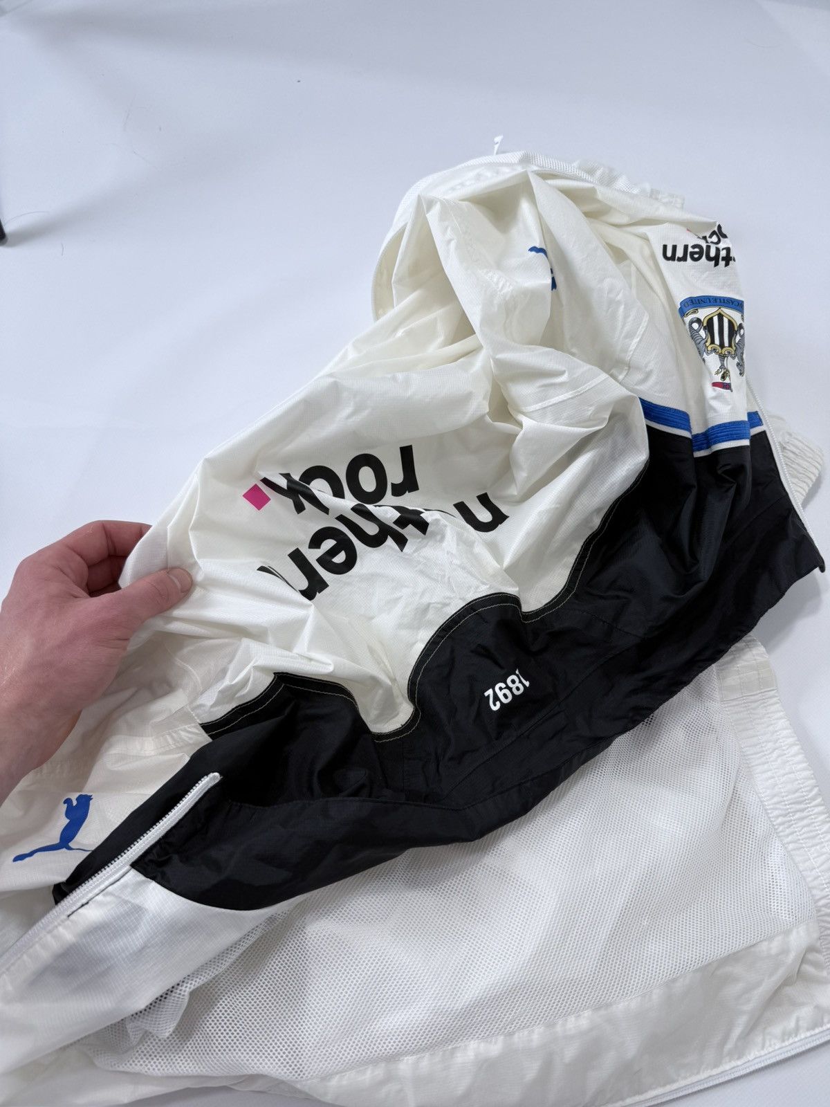 Puma Vintage Puma avantgarde streetwear nylon track jacket Size US L / EU 52-54 / 3 - 8 Thumbnail