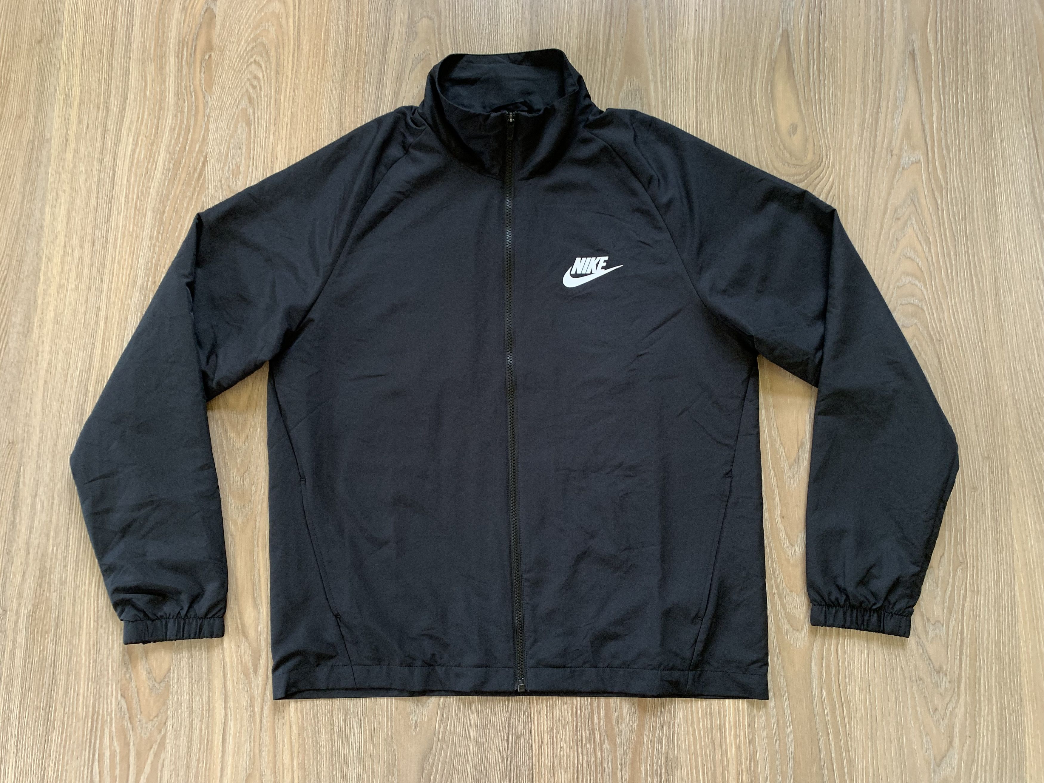 Nike Nike Black Light Jacket Olympic 2020 Size US L / EU 52-54 / 3 - 2 Thumbnail