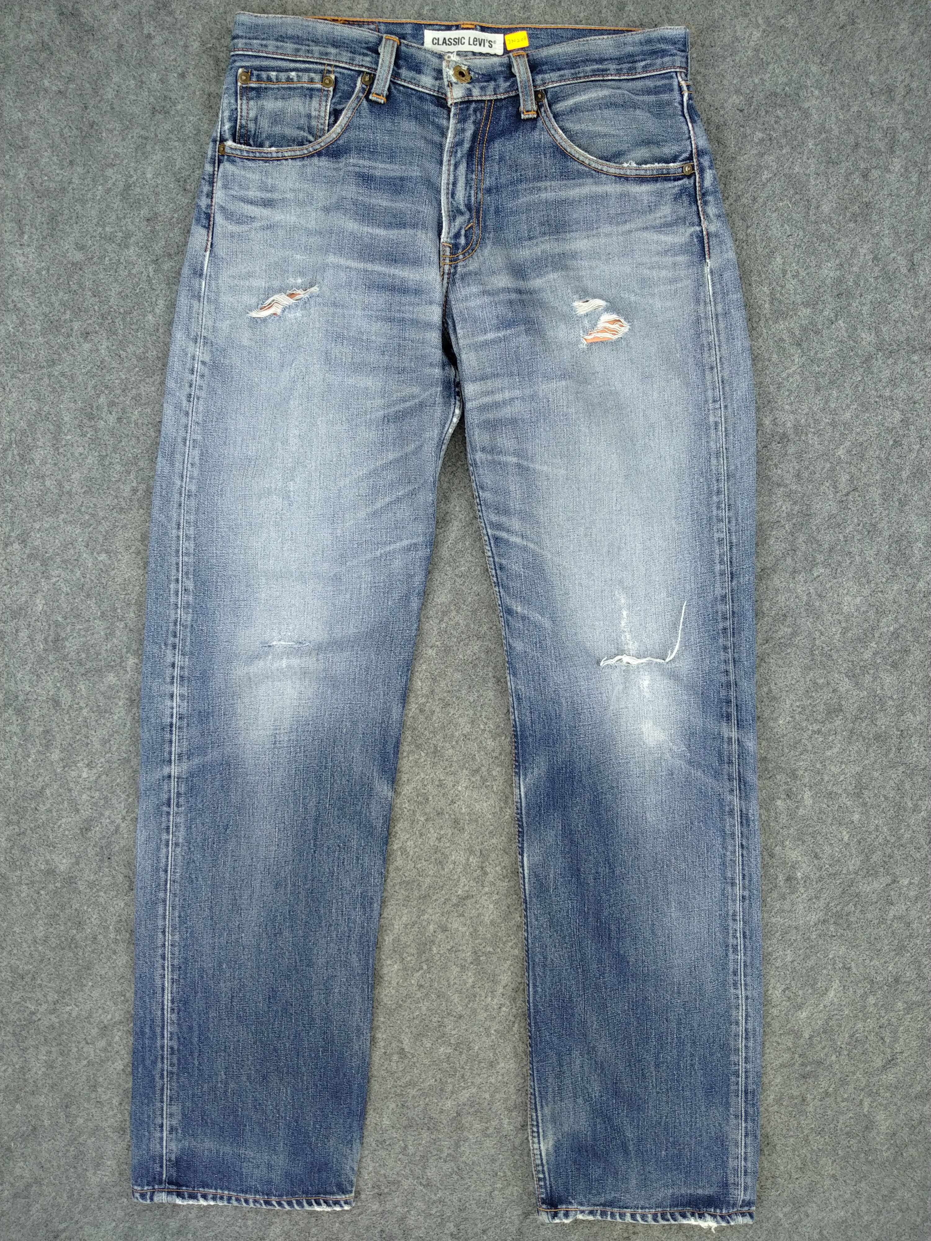 Levi's Blue Vintage Levi's 504 Distressed Denim 32x34 -JN208 Size US 32 / EU 48 - 1 Thumbnail