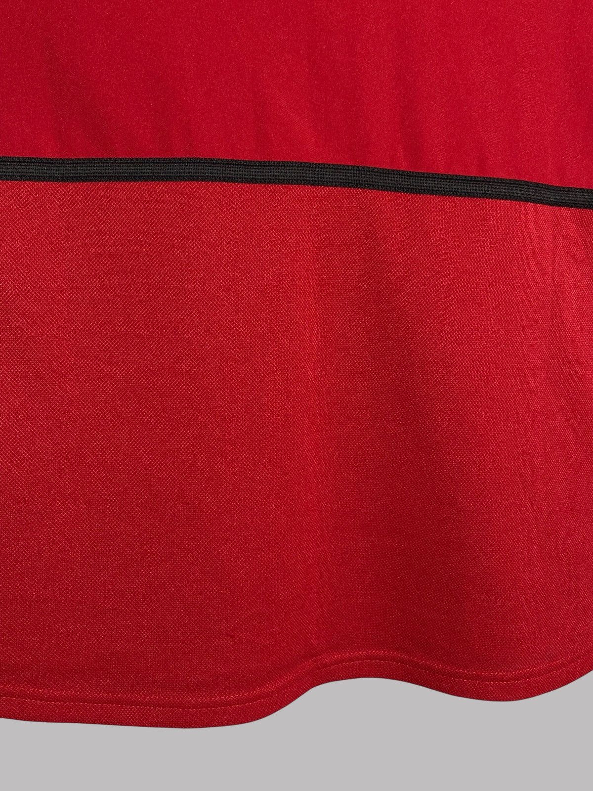 Nike Vintage Nike Manchester United 2004 Vodafone Soccer Jersey Size US M / EU 48-50 / 2 - 13 Thumbnail