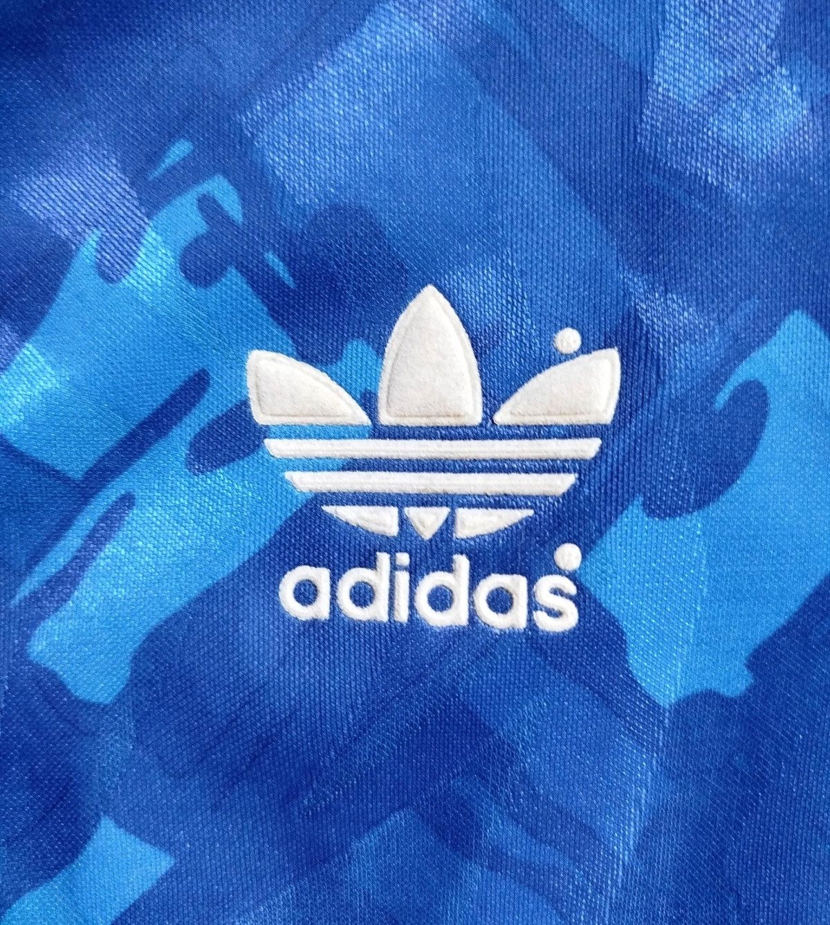 Adidas Adidas 1990/1992 vintage football shirt long sleeve template Size US M / EU 48-50 / 2 - 3 Thumbnail