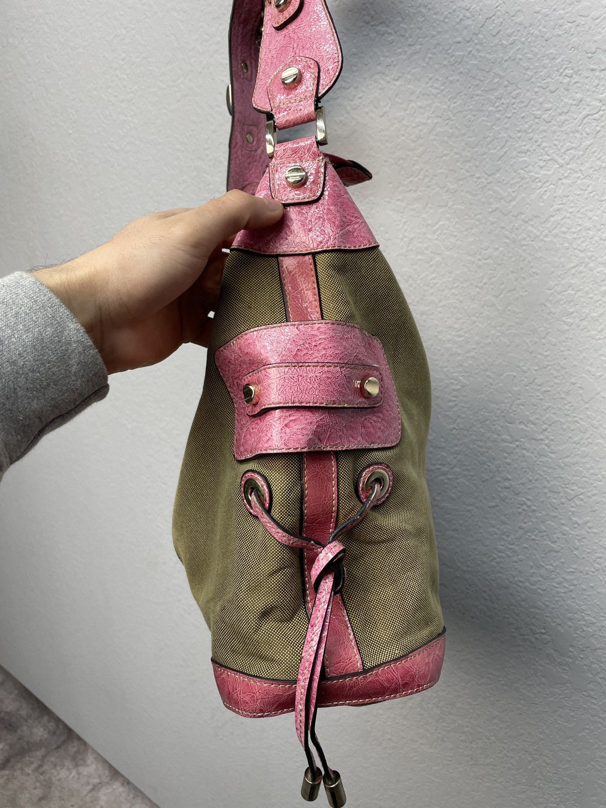 Guess Vintage 00s Guess Baguette Avantgarde Shoulder Bag Hobo Size ONE SIZE - 7 Thumbnail