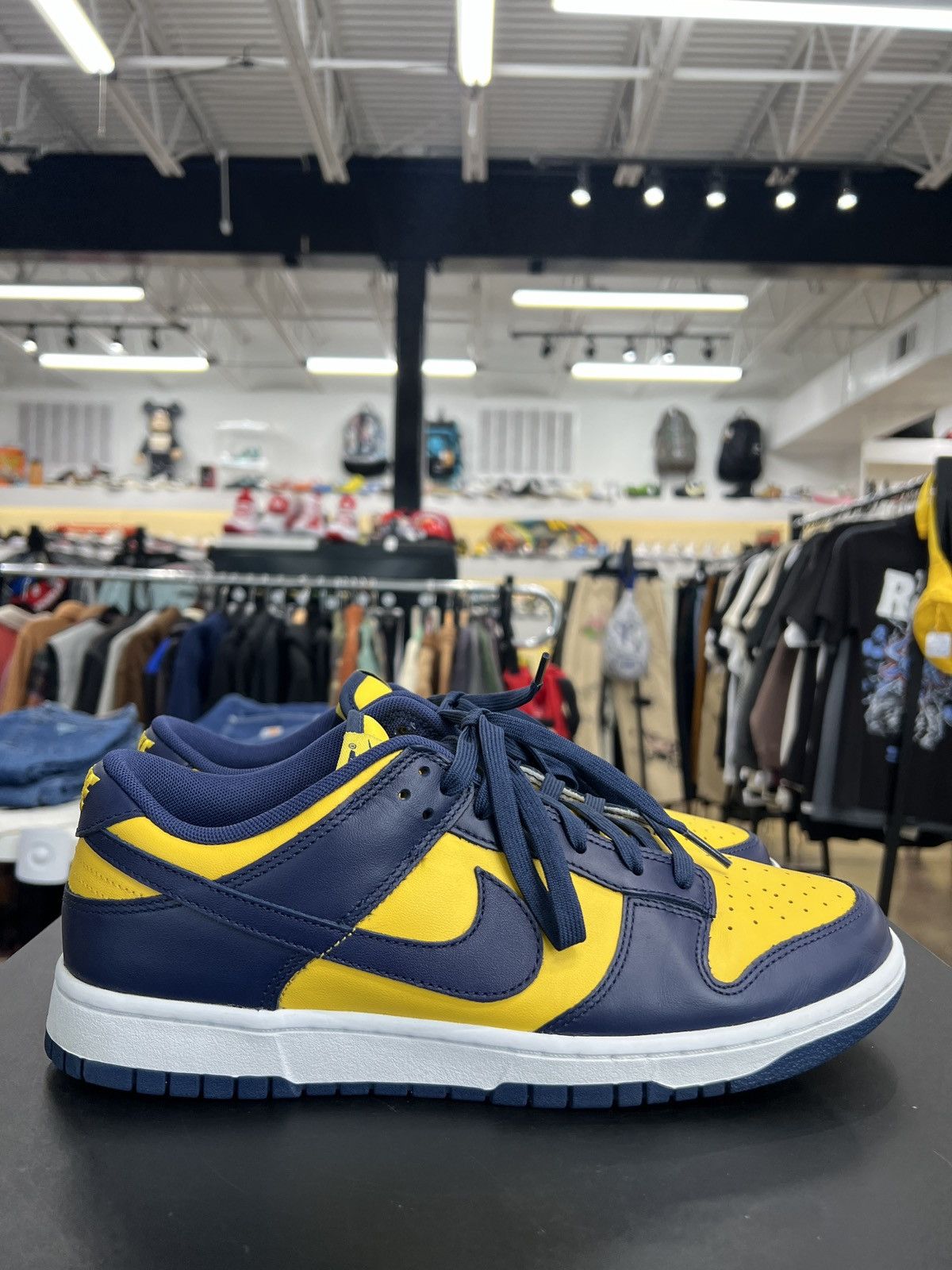 Nike Nike Dunk Low Michigan Sz. 10 (2021) Size US 10 / EU 43 - 6 Thumbnail