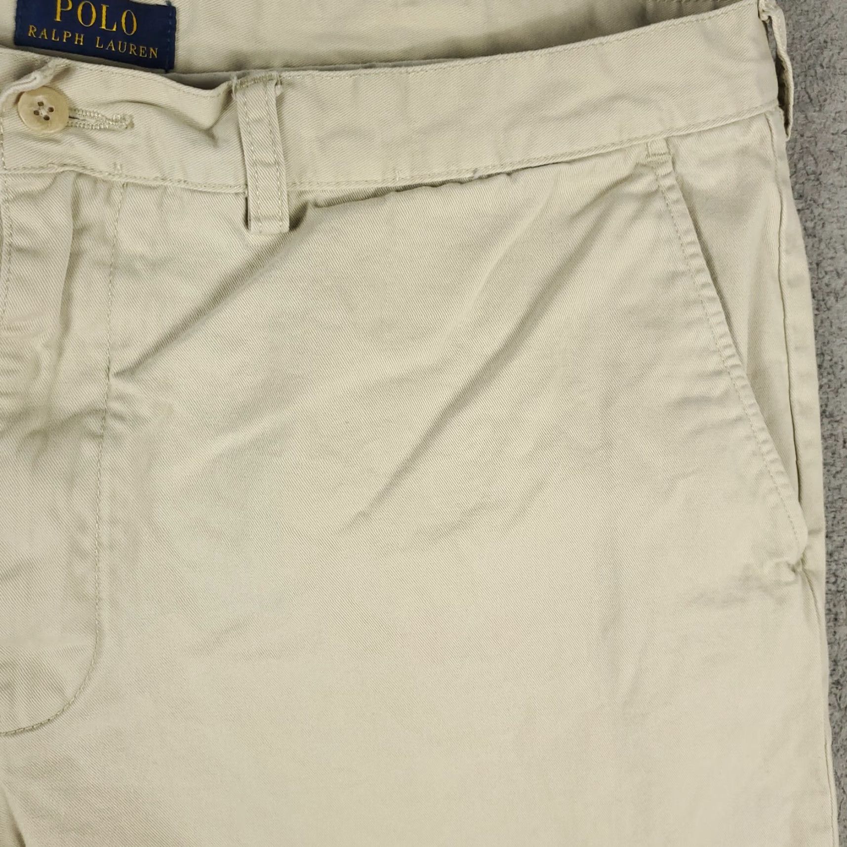 Ralph Lauren VINTAGE Ralph Lauren Men's Shorts Size 40 Beige Chino Flat Front Cotton Casual Size US 40 / EU 56 - 3 Thumbnail