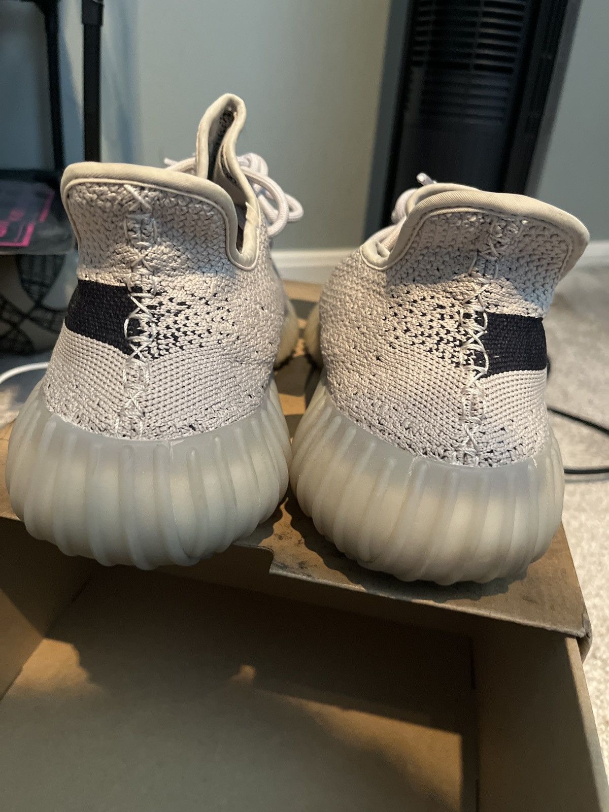 Yeezy Yeezy 350 Slate v2 Size US 11 / EU 44 - 7 Thumbnail