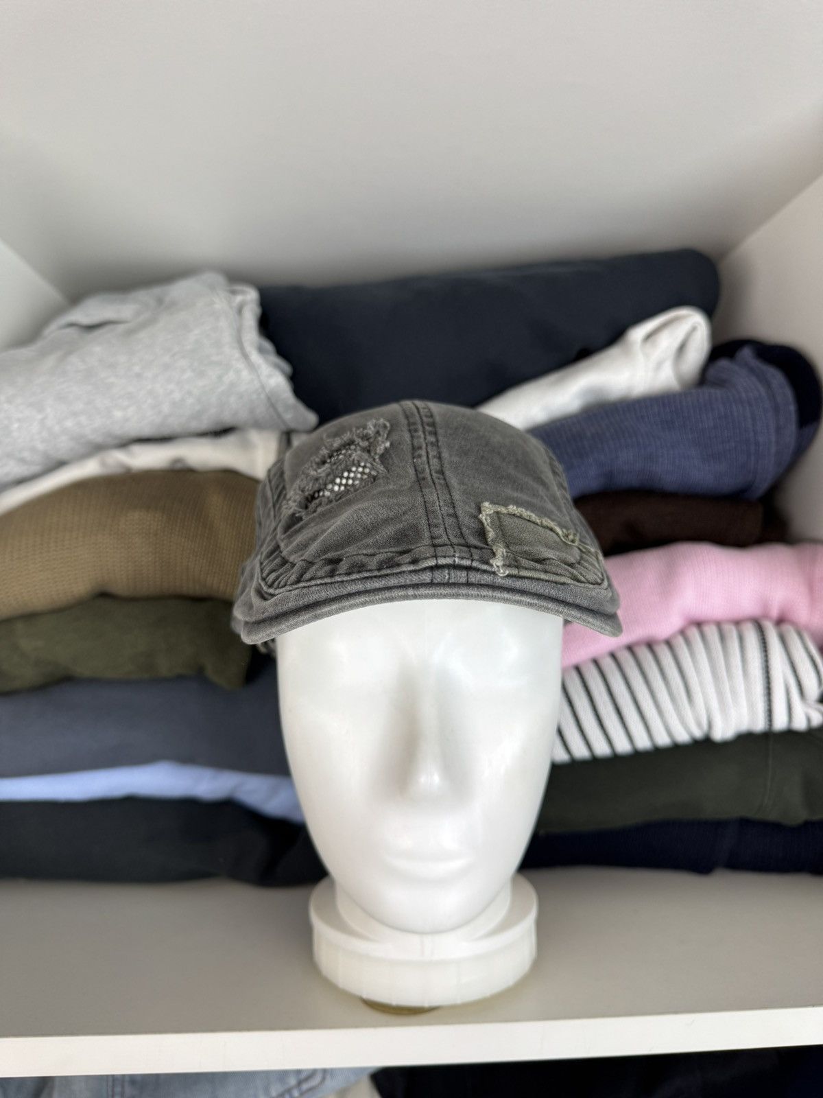 Other Men’s Gray Style Ripp Distressed Flat Cap Size ONE SIZE - 4 Thumbnail