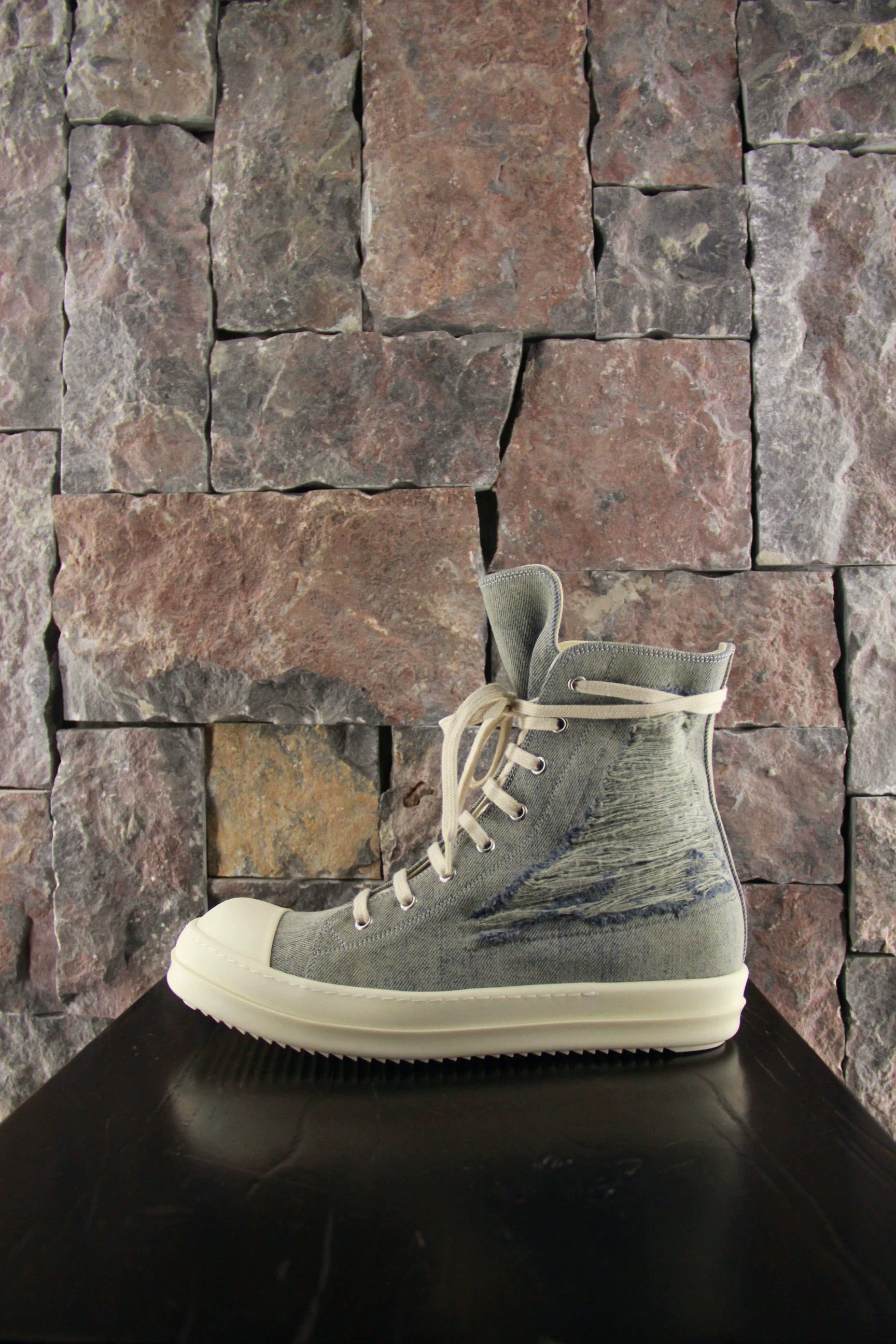 Rick Owens Rick Owens Blue Hitop Sneakers Men 8 Size US 8 / EU 41 - 1 Thumbnail
