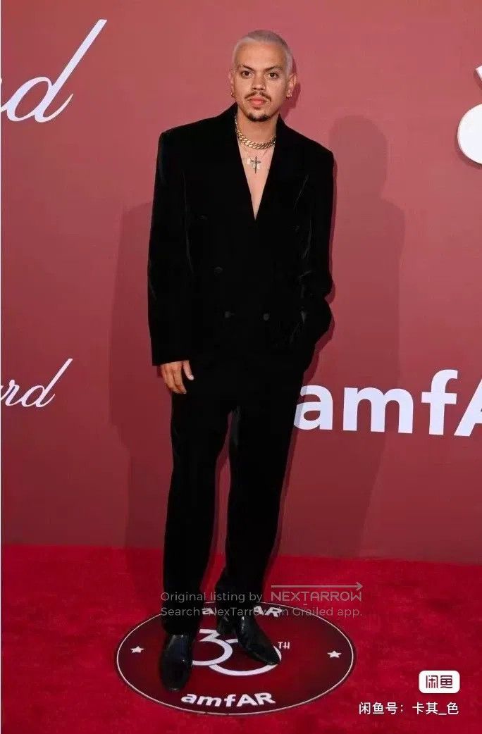 Saint Laurent Paris Saint Laurent Paris Velvet Smoking Trousers Size US 36 / EU 52 - 2 Thumbnail